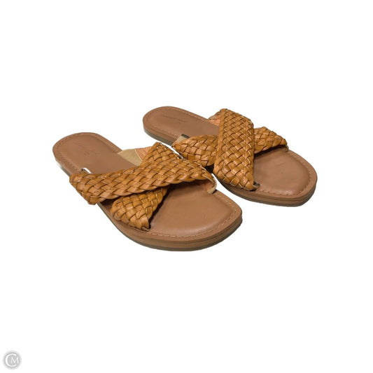 Sandals Flats By Universal Thread In Brown, Size: 6
