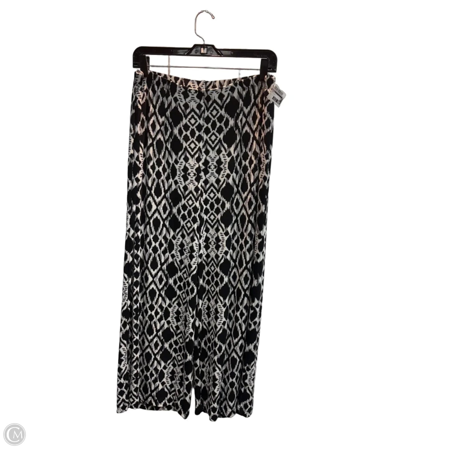Capris By Chicos In Black & White, Size: L