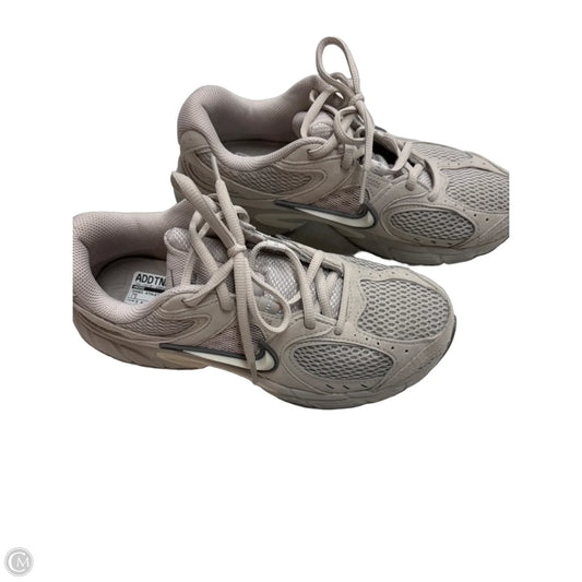 Shoes Athletic By Nike In Tan, Size: 7.5