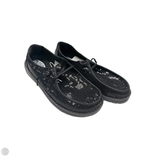Shoes Flats By Hey Dude In Black, Size: 10