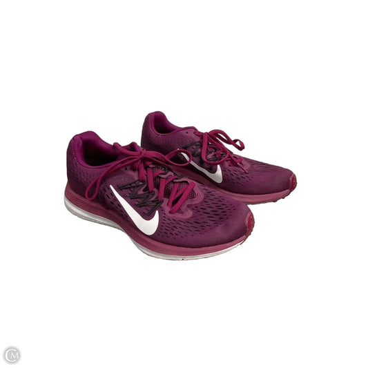 Shoes Athletic By Nike In Maroon, Size: 7