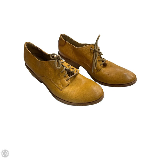 Shoes Designer By Frye In Yellow, Size: 8