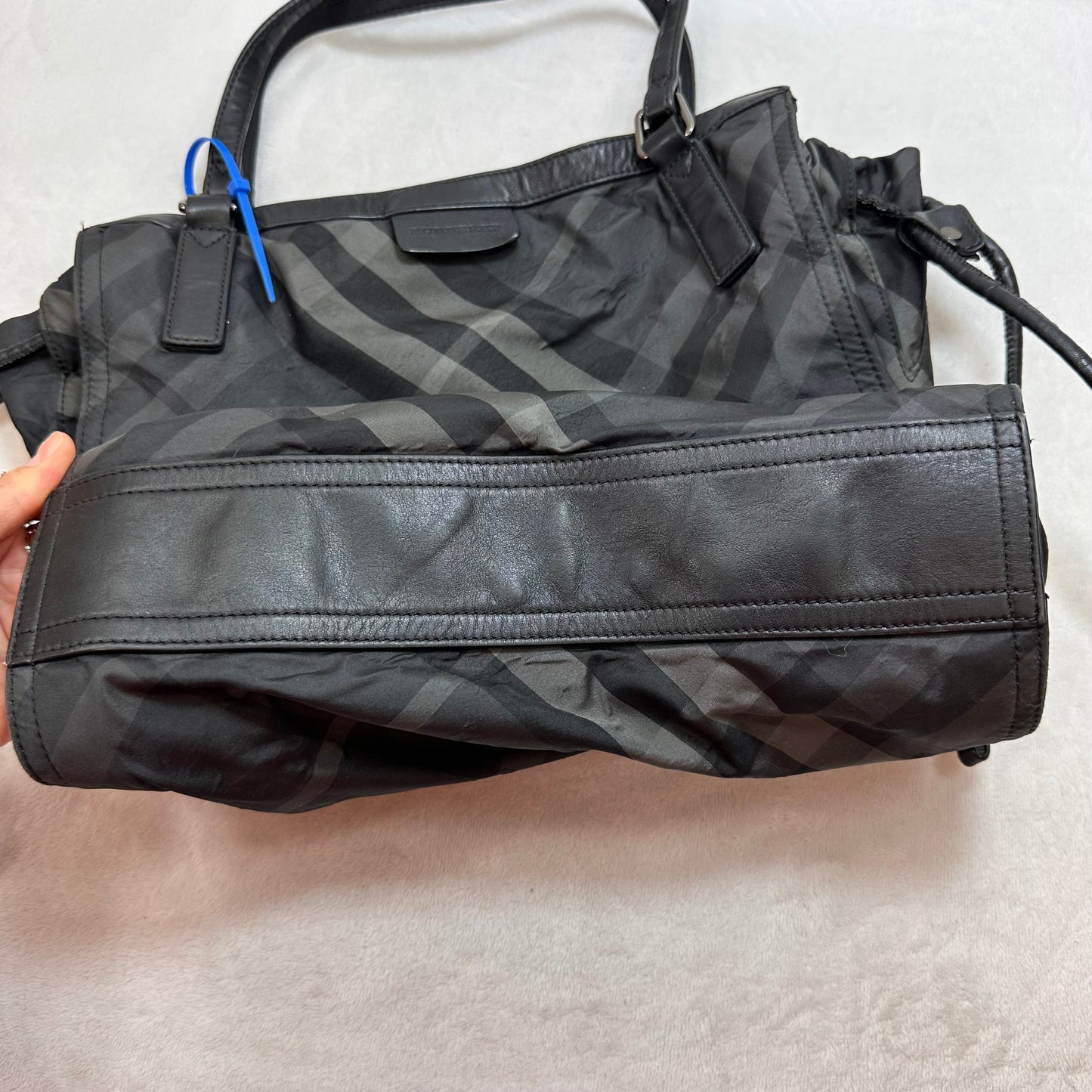 Tote Luxury Designer By Burberry, Size: Medium
