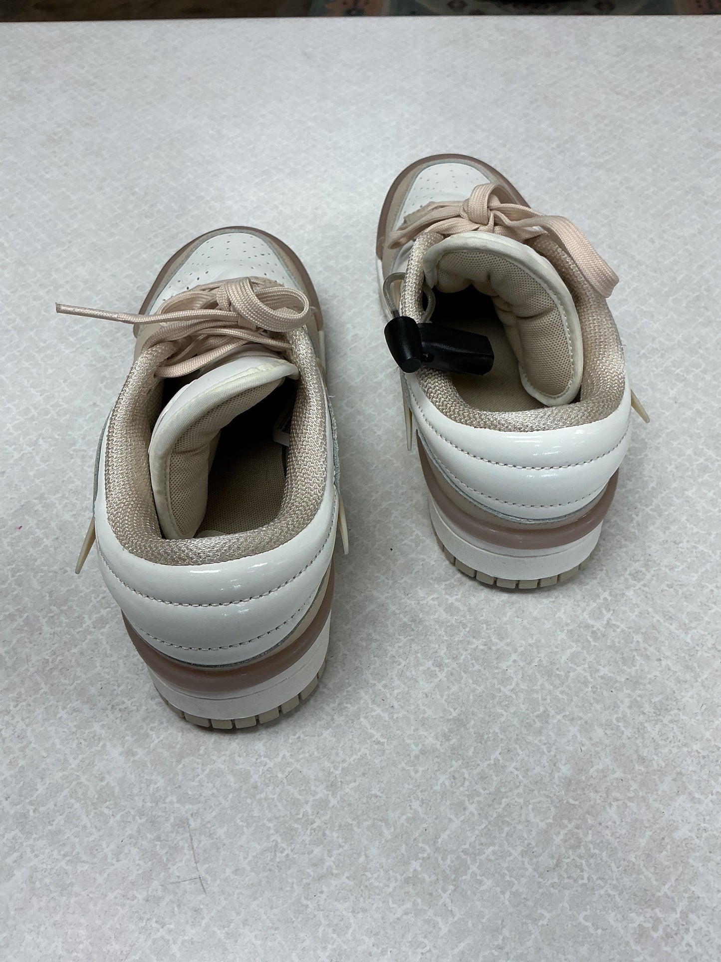 Shoes Sneakers By Nike In Tan & White, Size:7.5