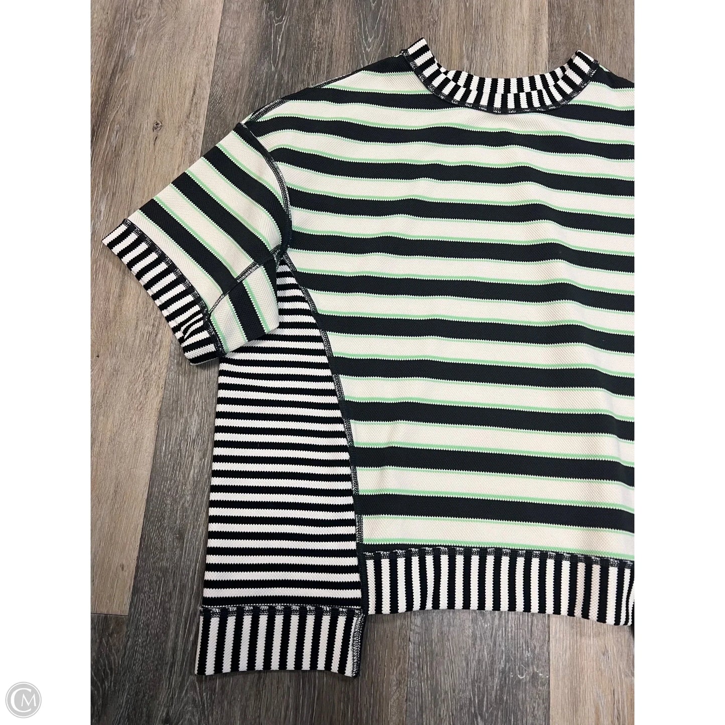 Top Short Sleeve By Clothes Mentor In Striped Pattern, Size: L