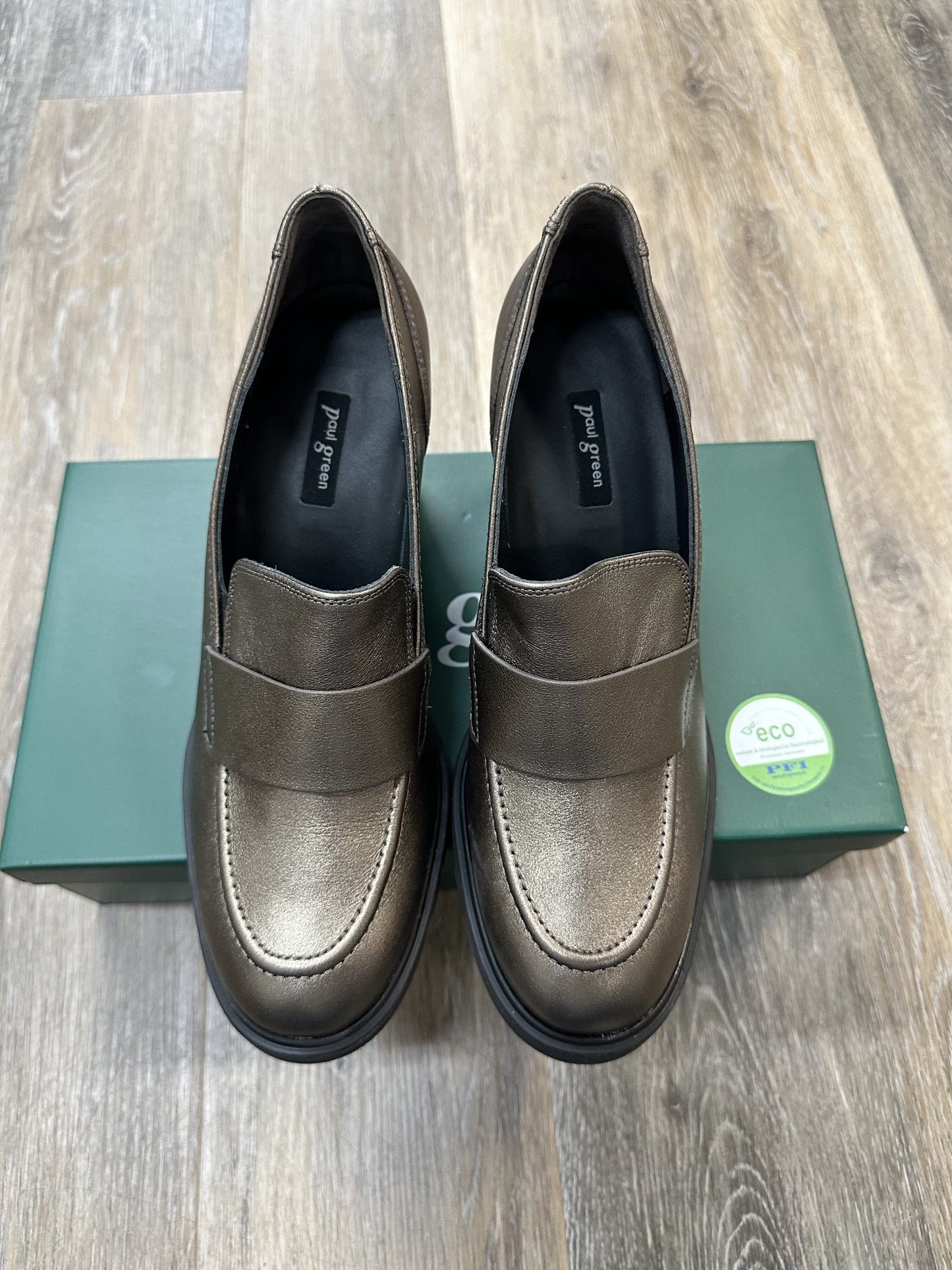 Shoes Heels Block By Paul Green  Size: 9