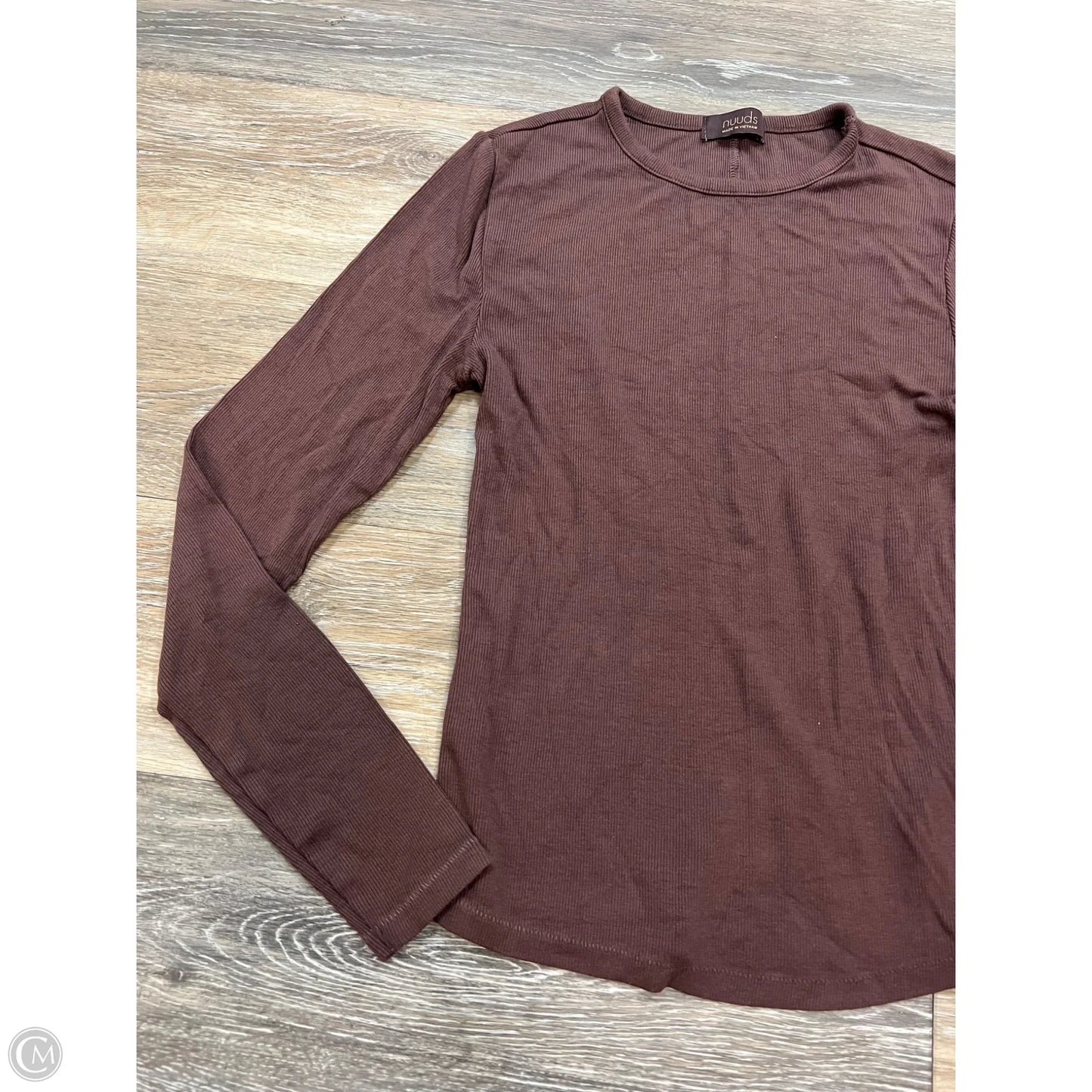 Top Long Sleeve By Nuuds In Brown, Size: M