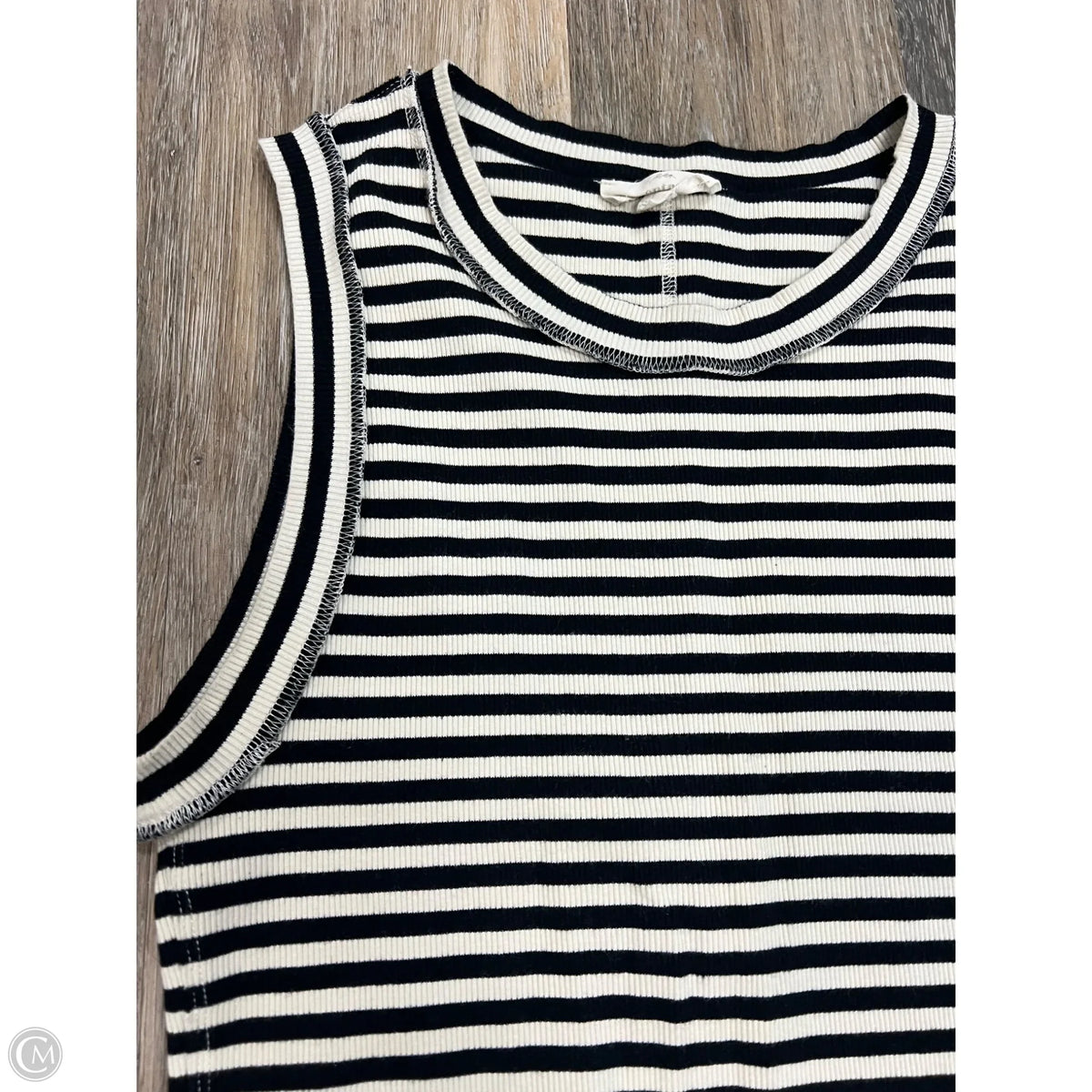 Tank Top By Entro In Striped Pattern, Size: L