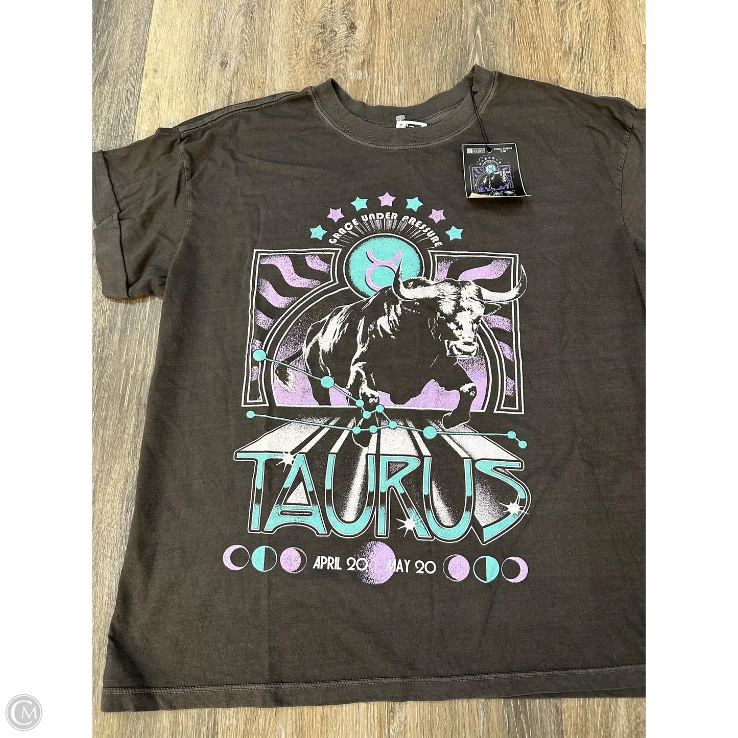 Top Short Sleeve By Girl Dangerous In Grey, Size: S