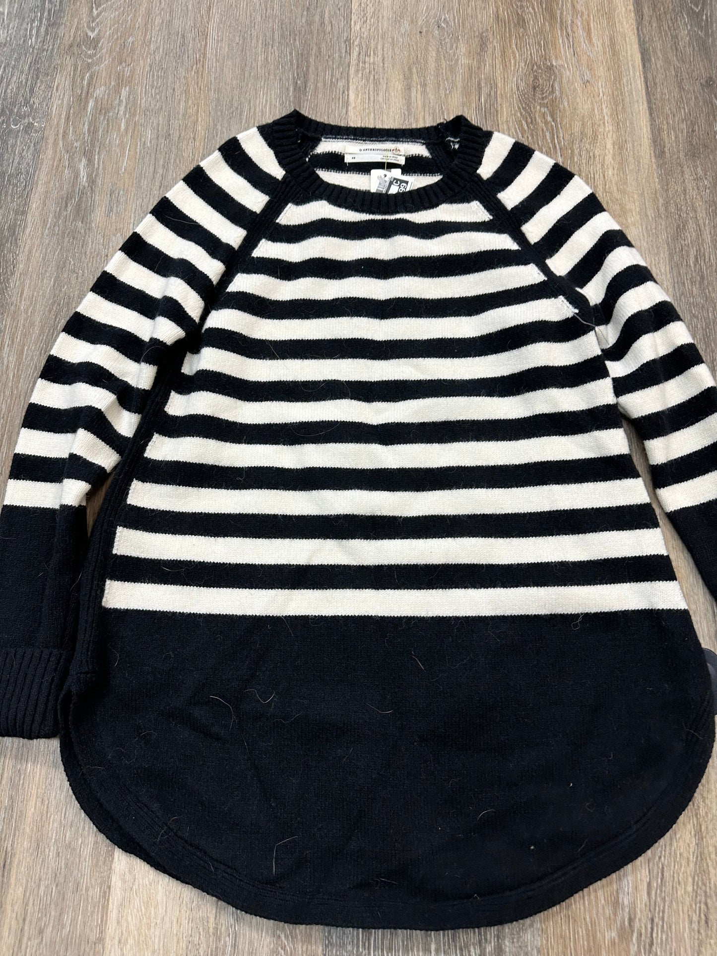 Sweater By Anthropologie In Striped Pattern, Size: Xs