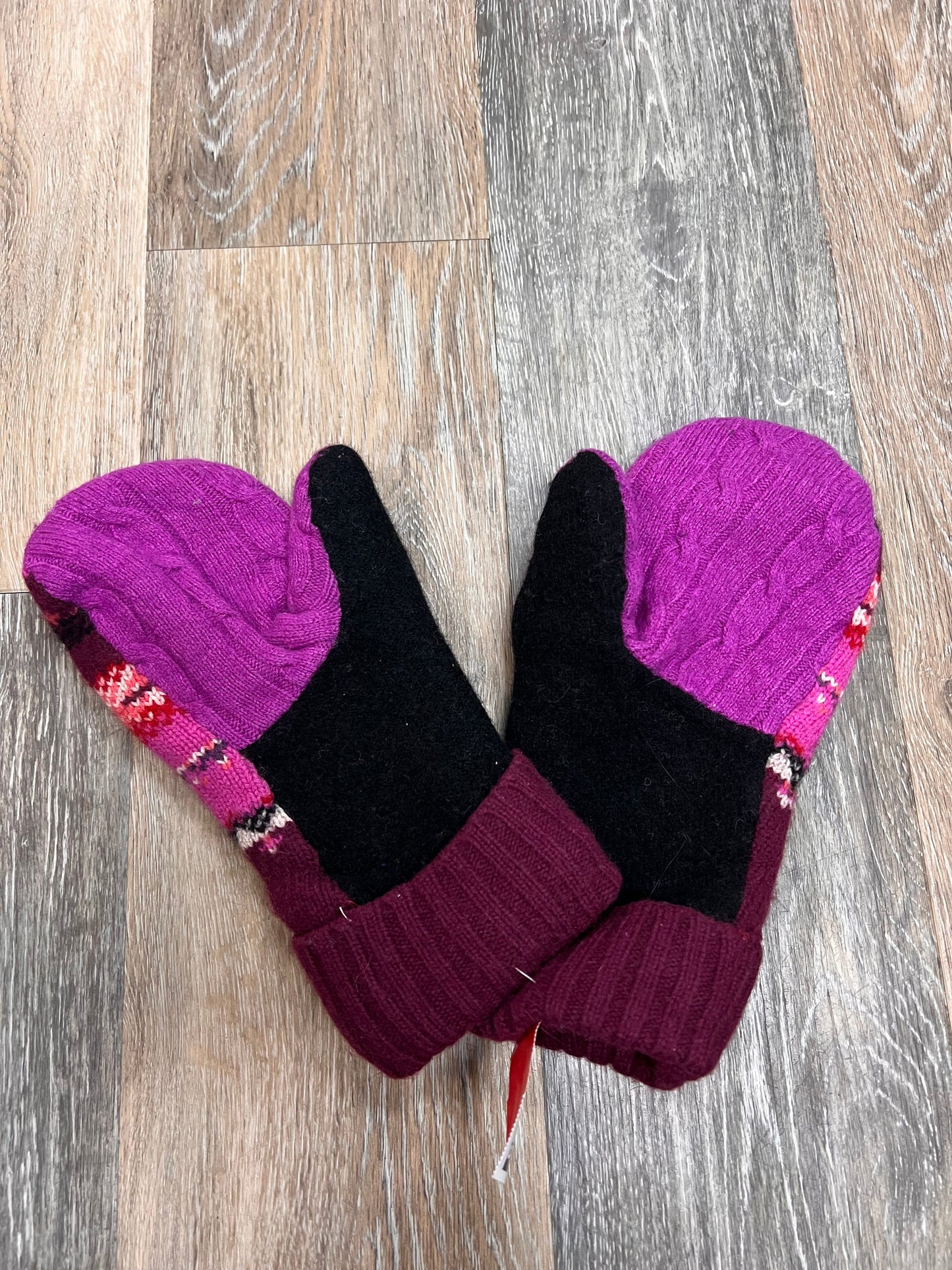 Mittens By Clothes Mentor