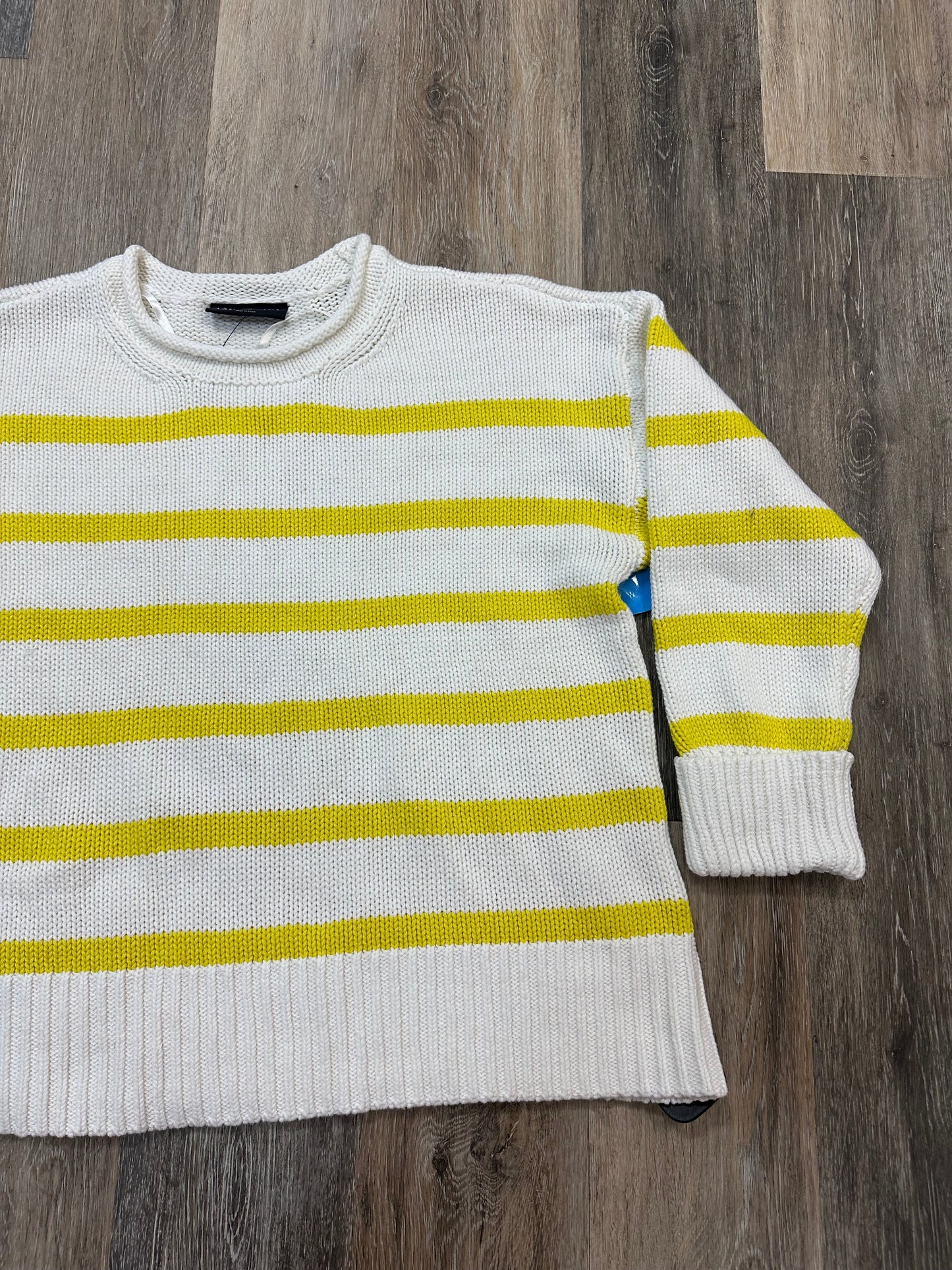 Sweater By Lane Bryant In White & Yellow, Size: 2x