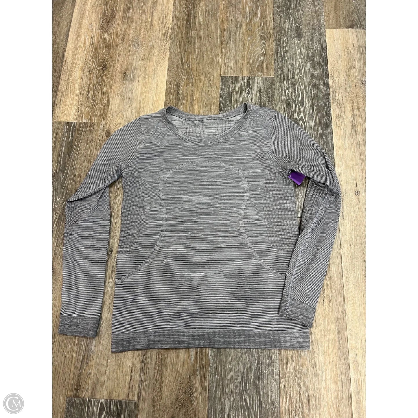 Athletic Top Long Sleeve Crewneck By Lululemon In Grey, Size: 6