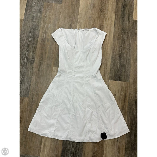 Dress Casual Short By Abercrombie And Fitch In White, Size: M