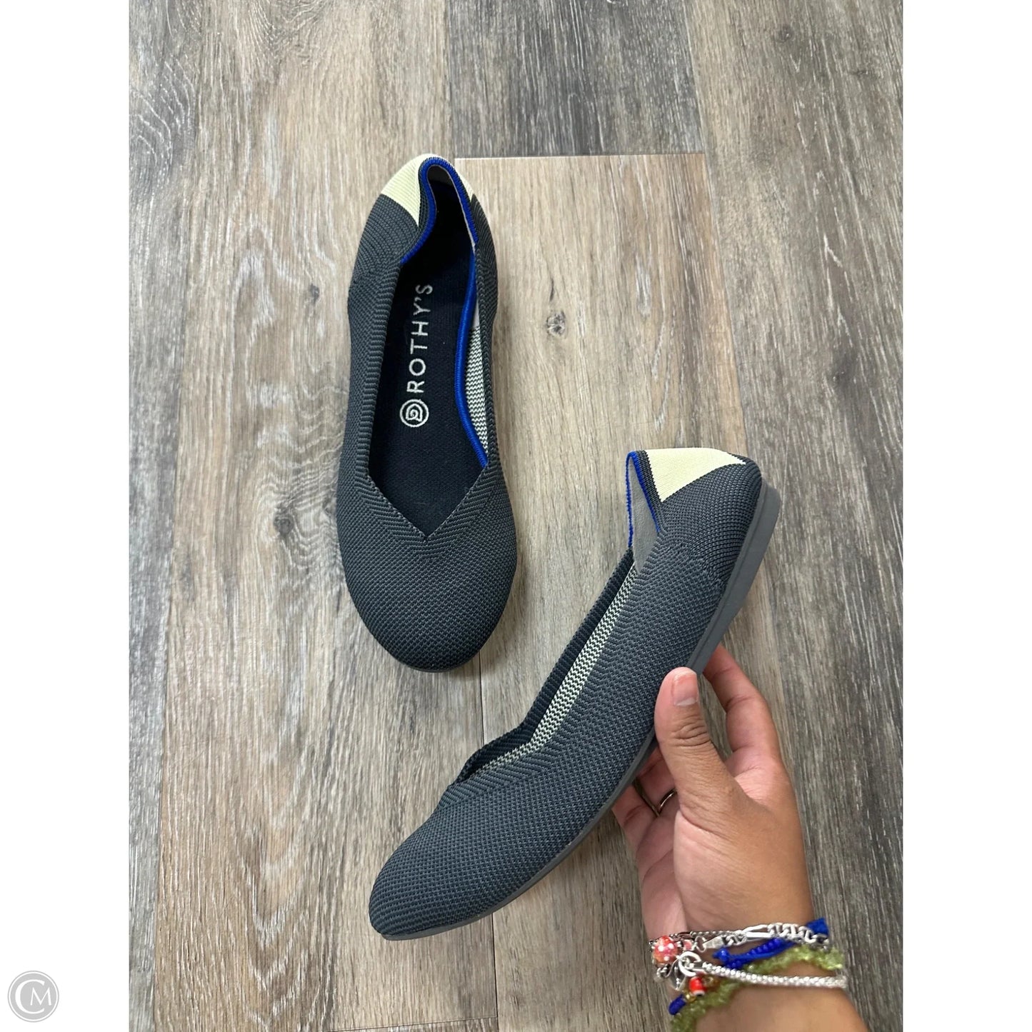 Shoes Flats By Rothys In Grey, Size: 9