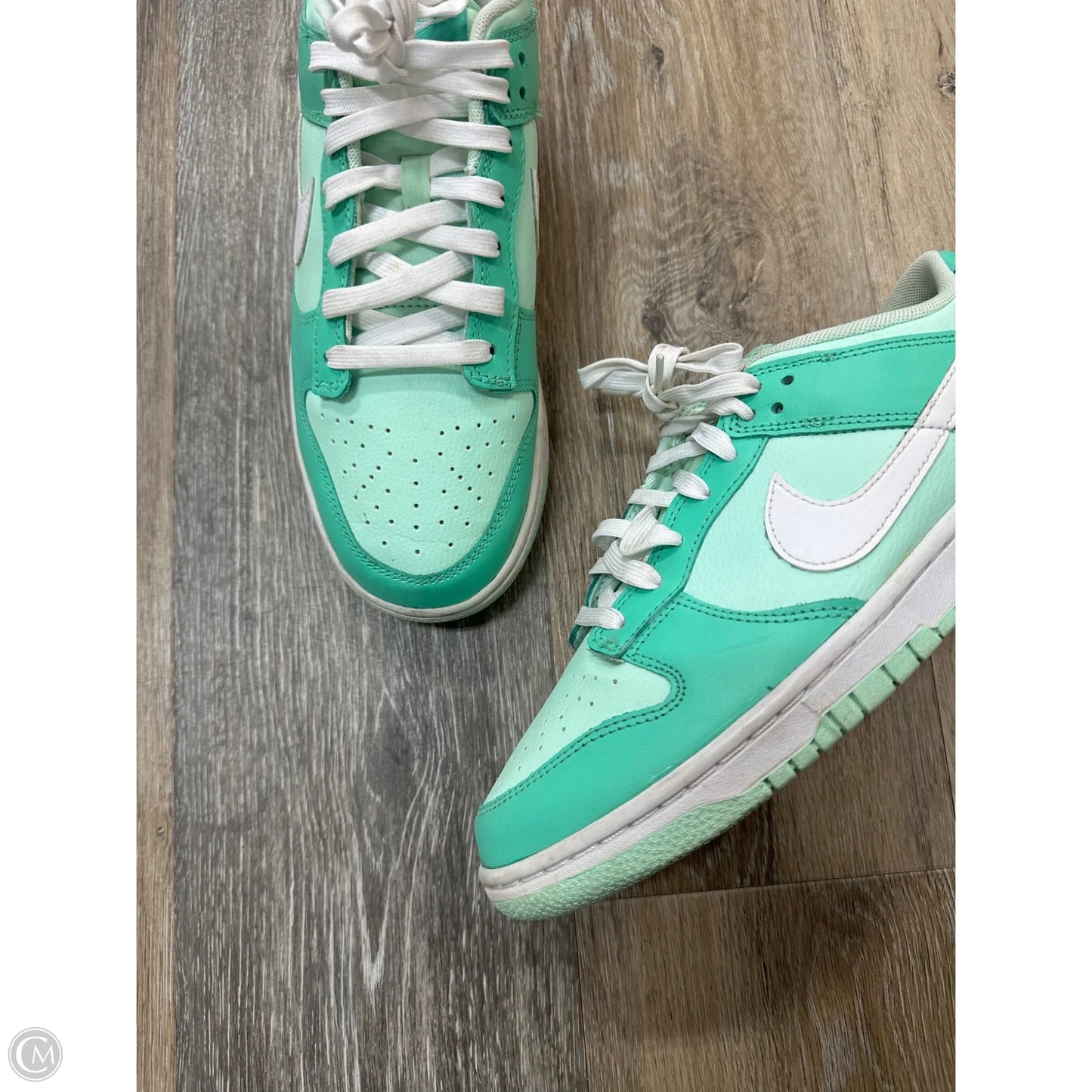 Shoes Athletic By Nike In Green, Size: 8.5
