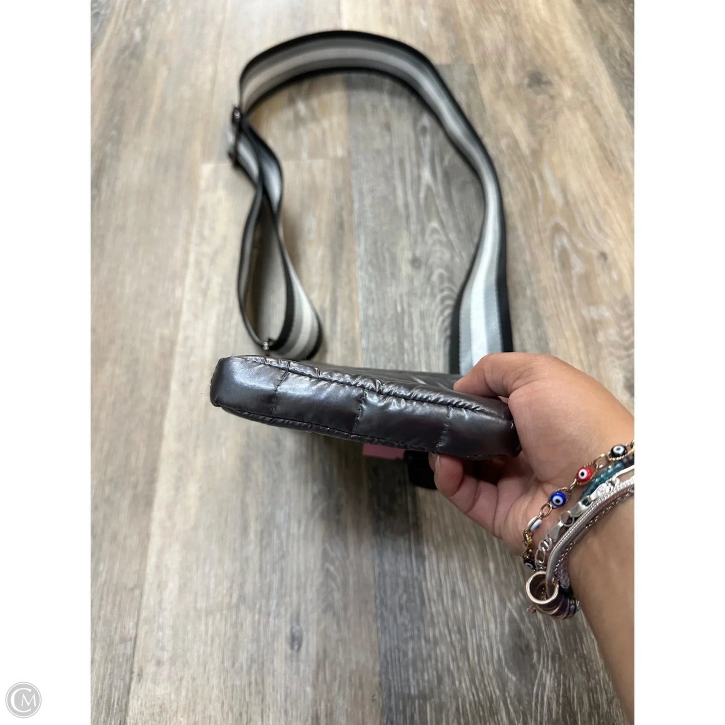 Crossbody By Think Royln, Size: Small