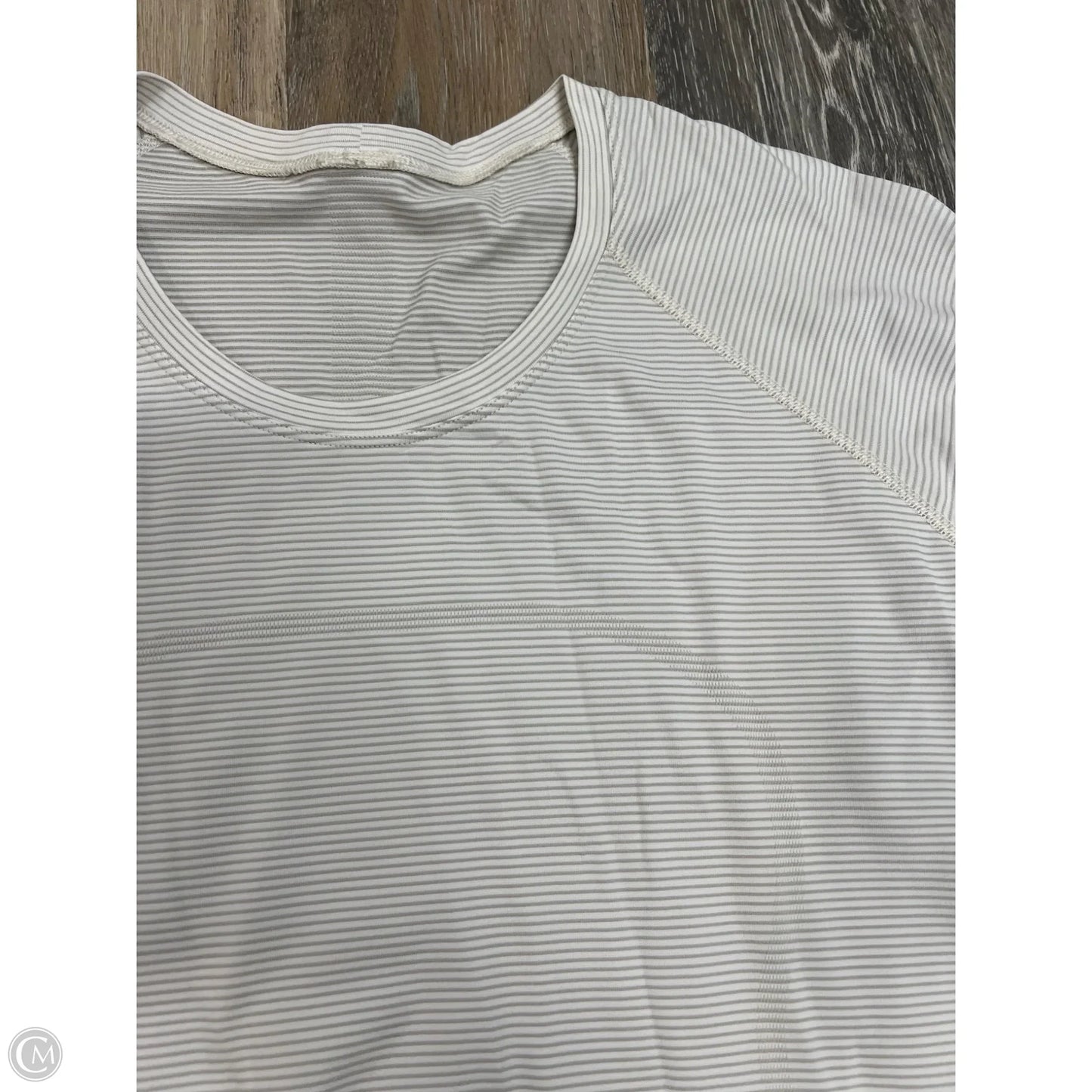 Athletic Top Long Sleeve Crewneck By Lululemon In Grey, Size: 16
