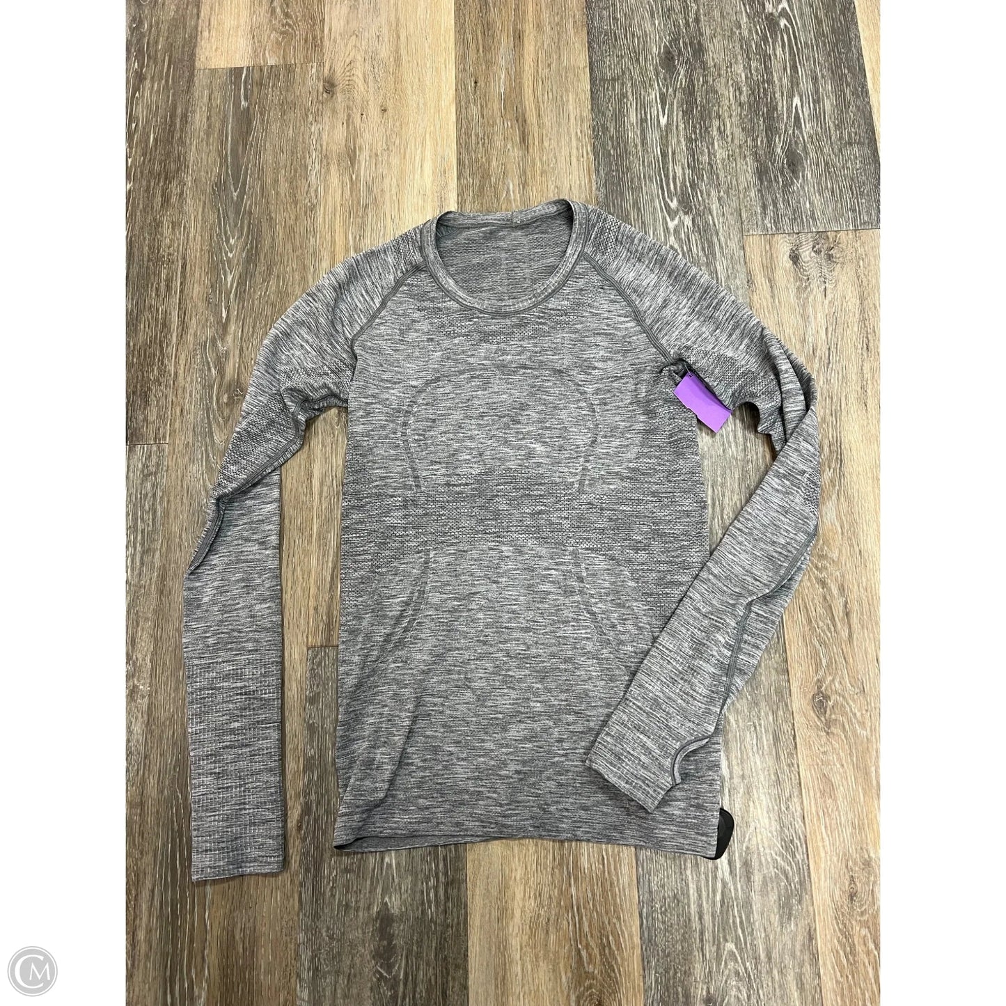 Athletic Top Long Sleeve Collar By Lululemon In Grey, Size: 6