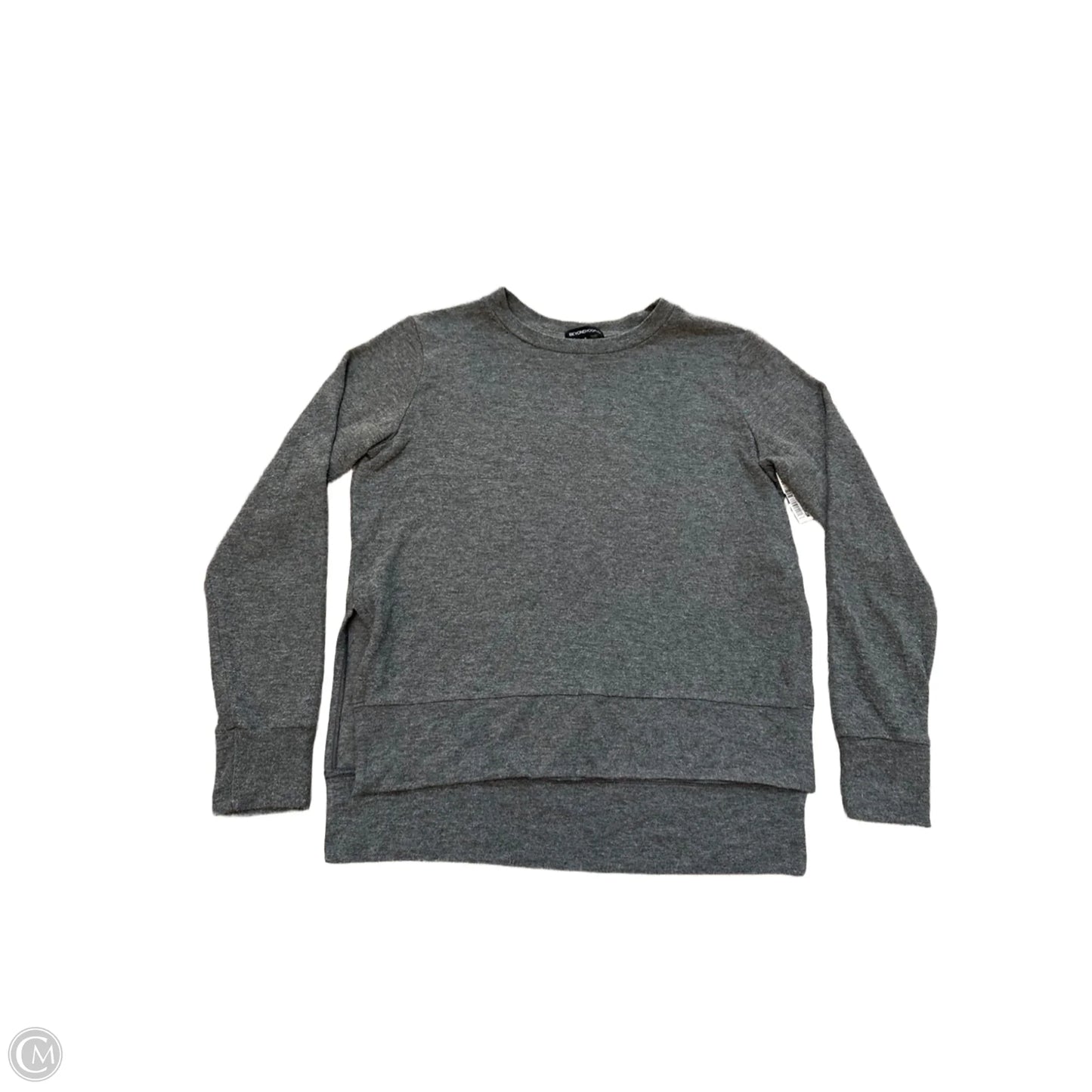 Athletic Top Long Sleeve Collar By Beyond Yoga In Grey, Size: S