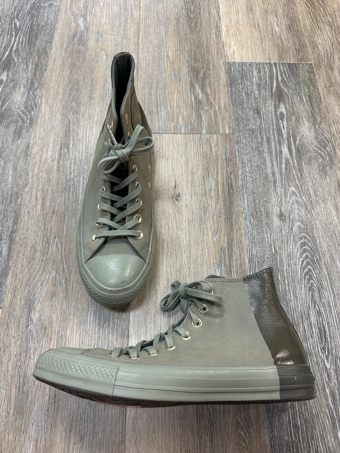 Green Shoes Athletic Converse, Size 9