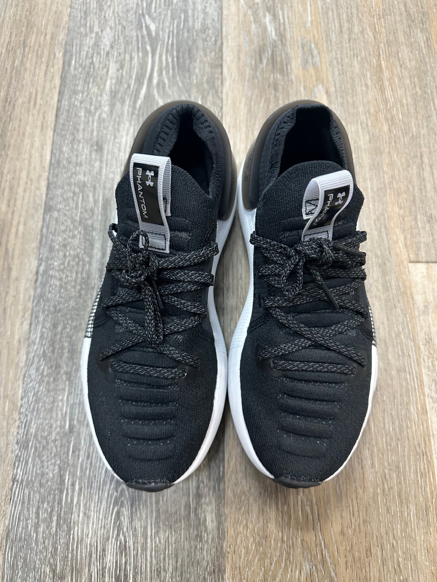 Black Shoes Athletic Under Armour, Size 7.5