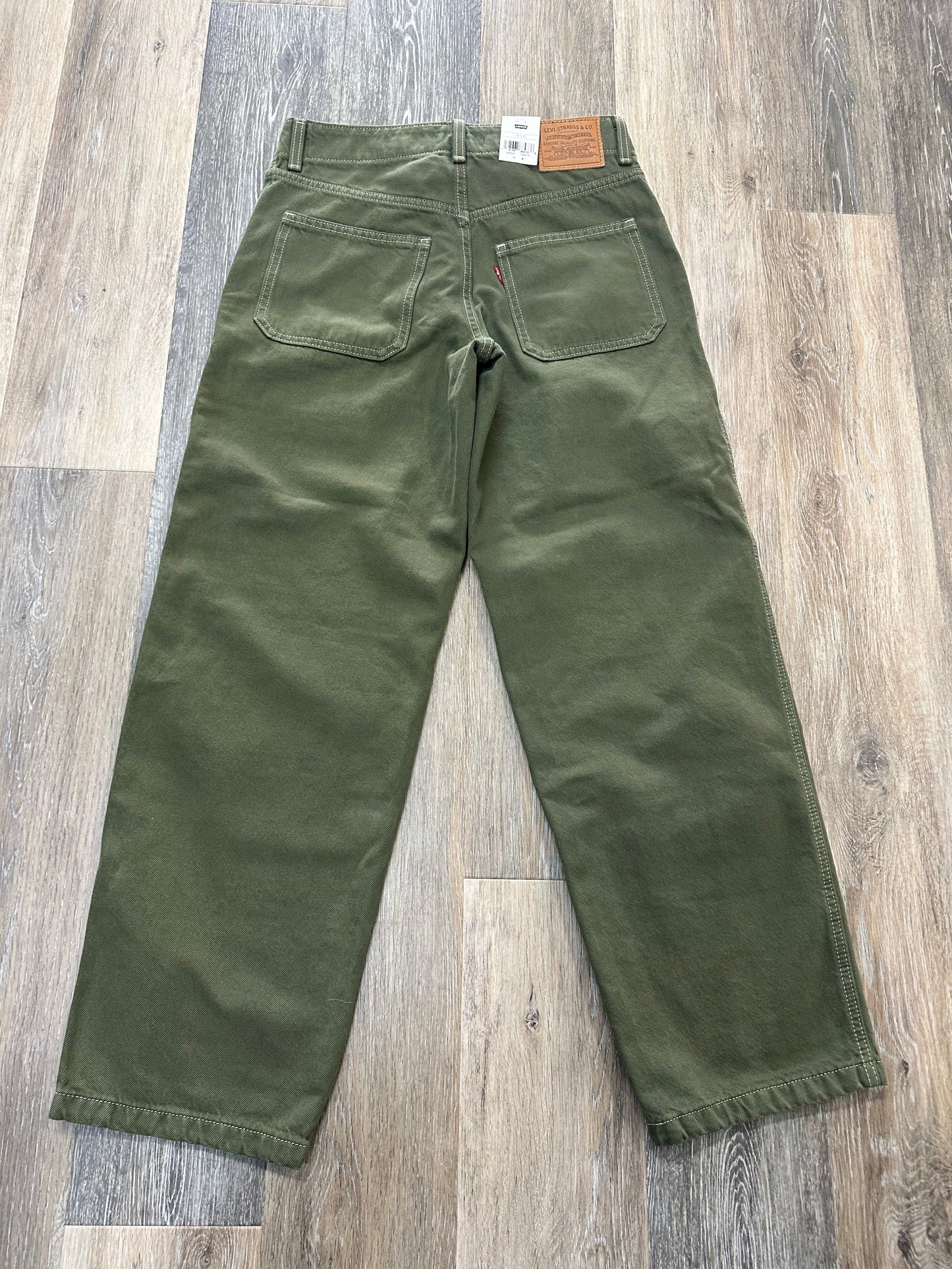 Pants Cargo & Utility By Levis In Green, Size: 2