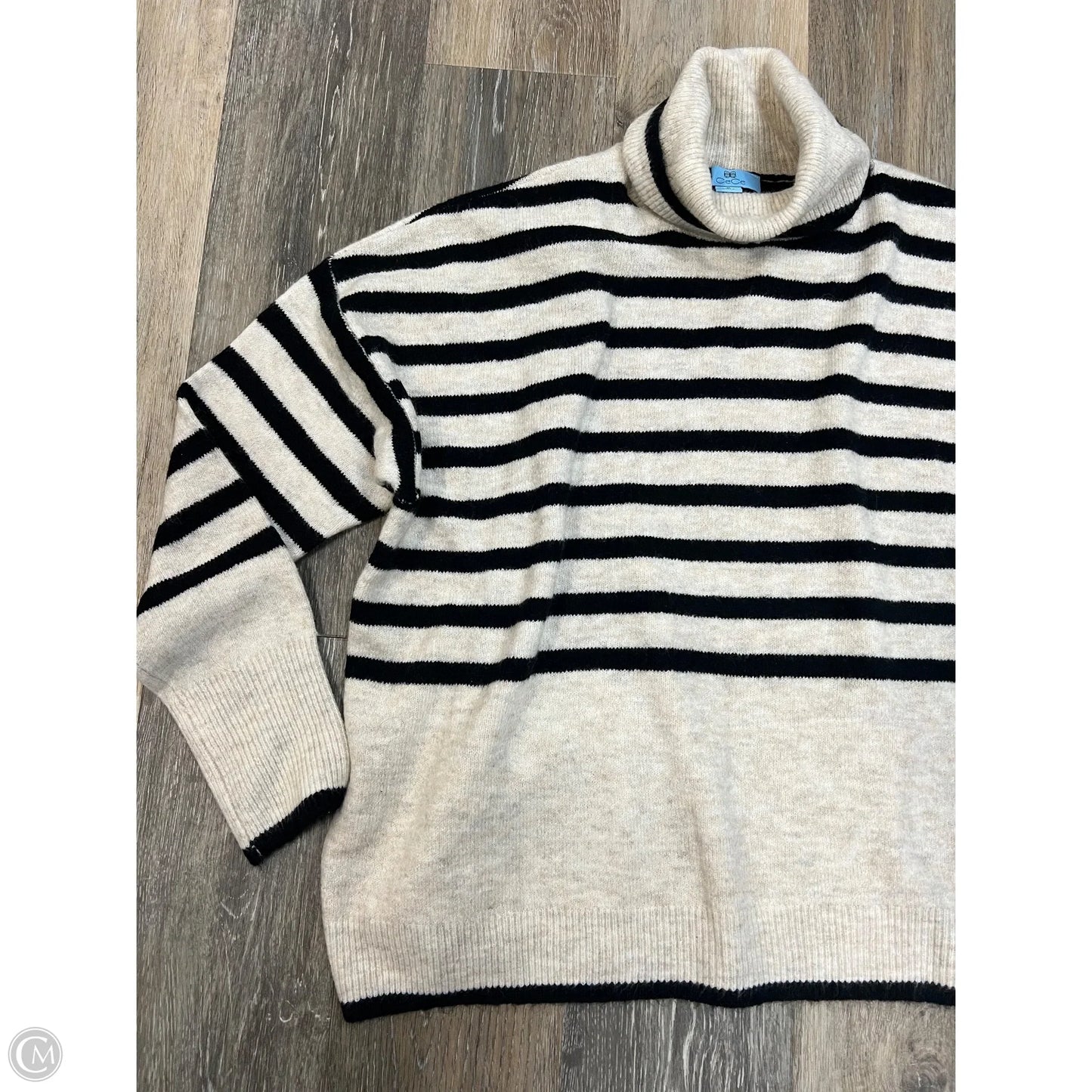 Sweater By Cece In Striped Pattern, Size: M
