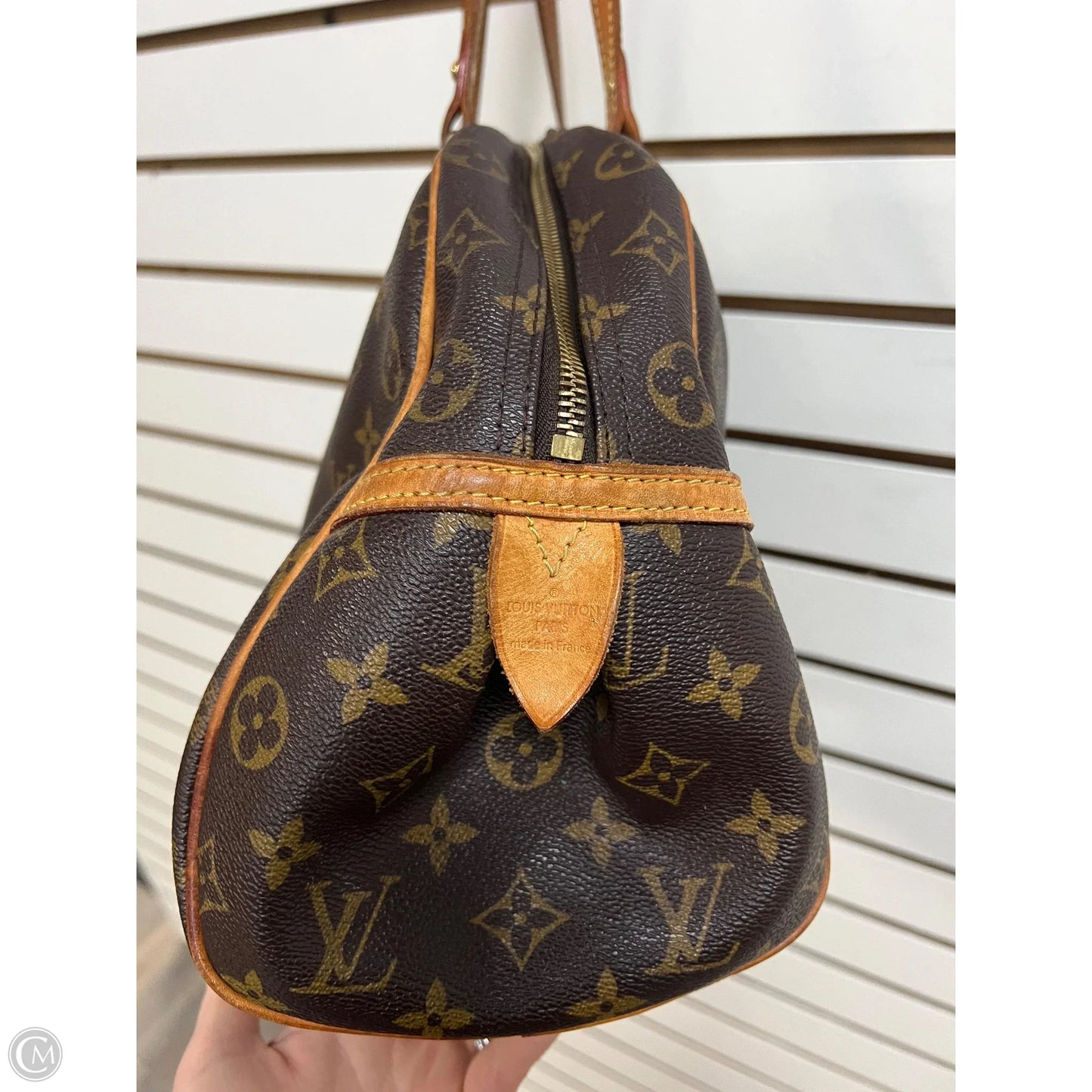 Handbag Luxury Designer By Louis Vuitton, Size: Large