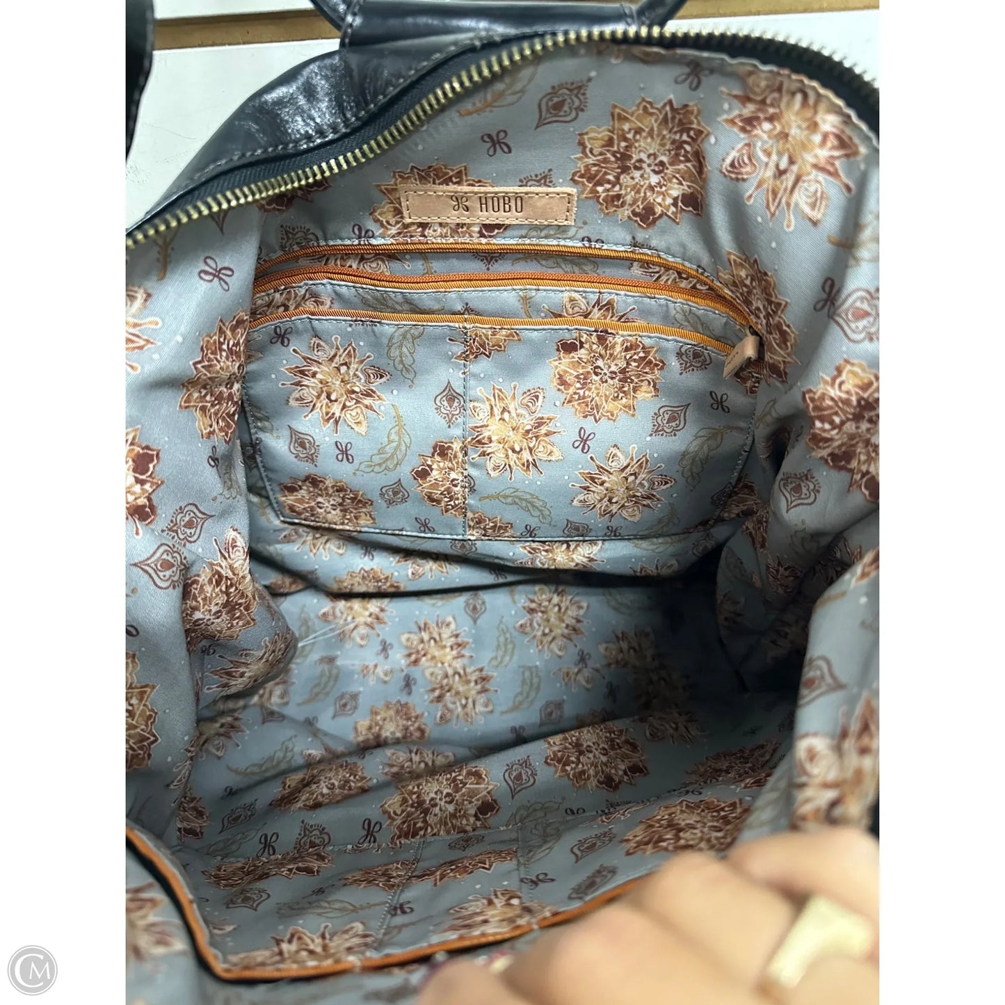 Handbag Leather By Hobo Intl, Size: Large