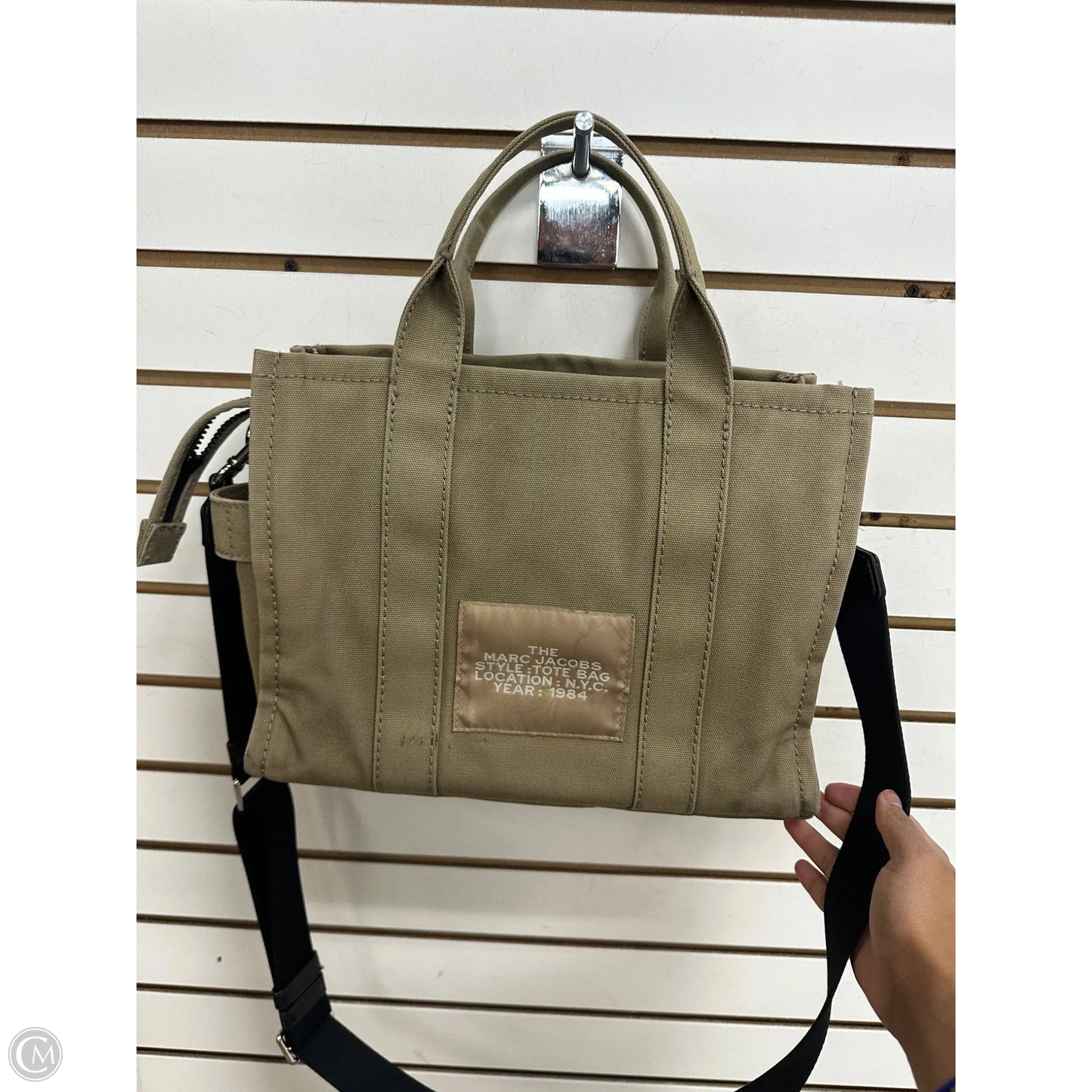 Handbag Luxury Designer By Marc Jacobs, Size: Medium