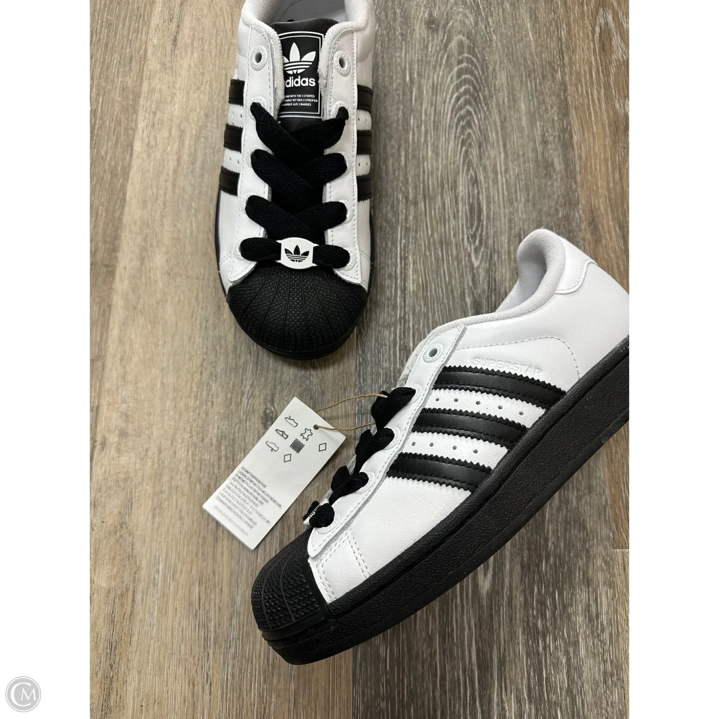 Shoes Sneakers By Adidas In Black & White, Size: 5.5