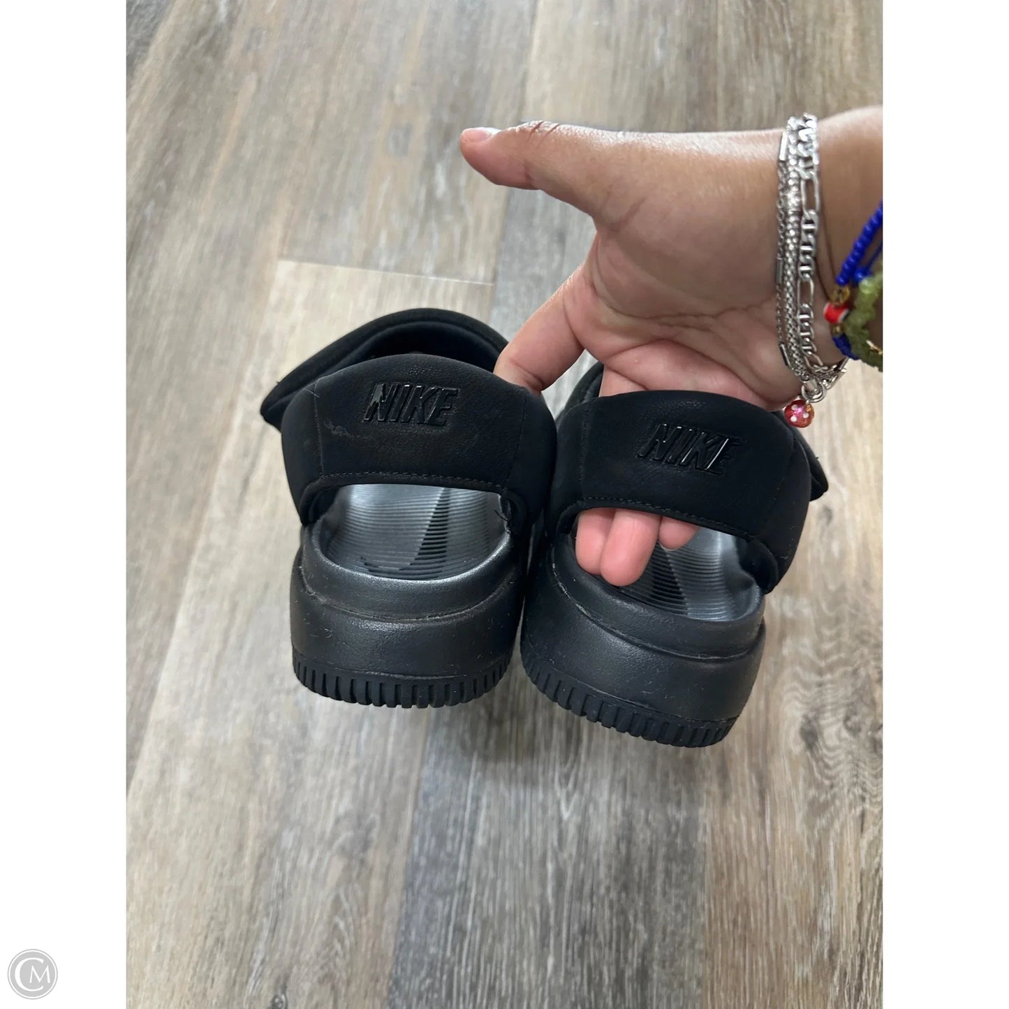 Sandals Flats By Nike In Black, Size: 8