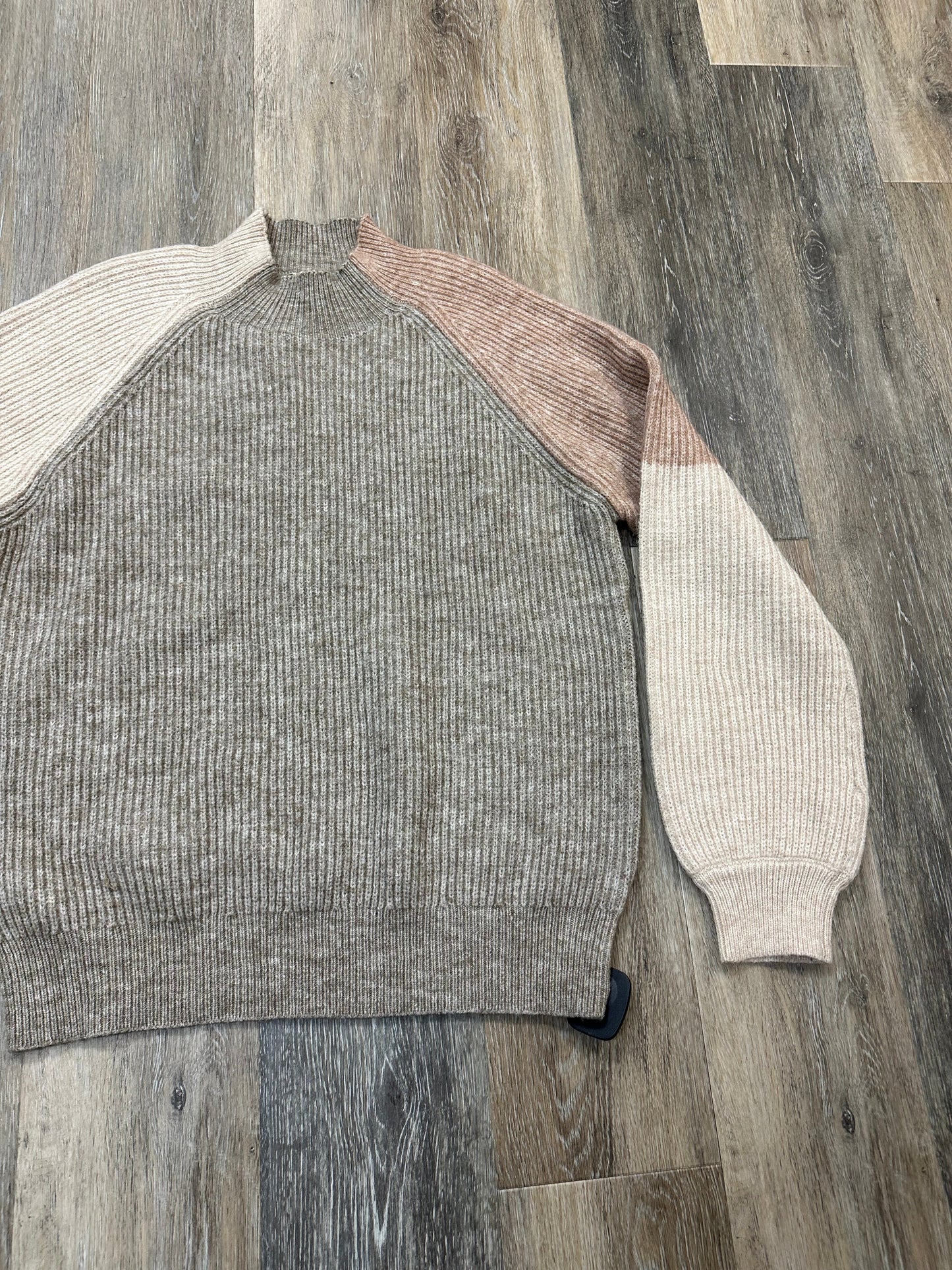 Sweater By Hem & Thread In Multi-colored, Size: L