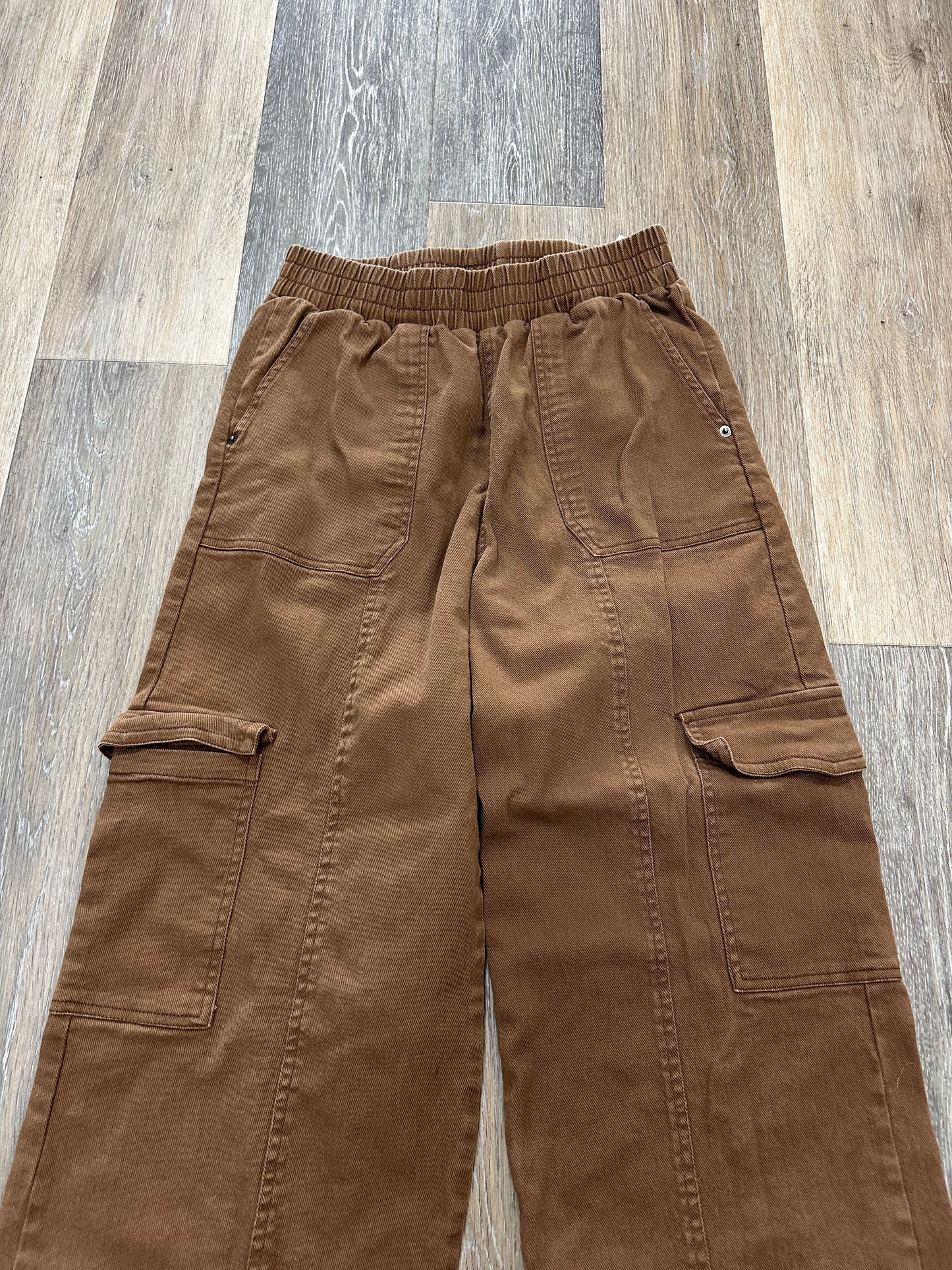 Pants Cargo & Utility By New In In Brown, Size: M