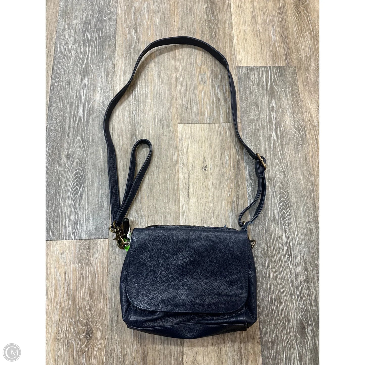 Crossbody Leather By Wanderers, Size: Medium