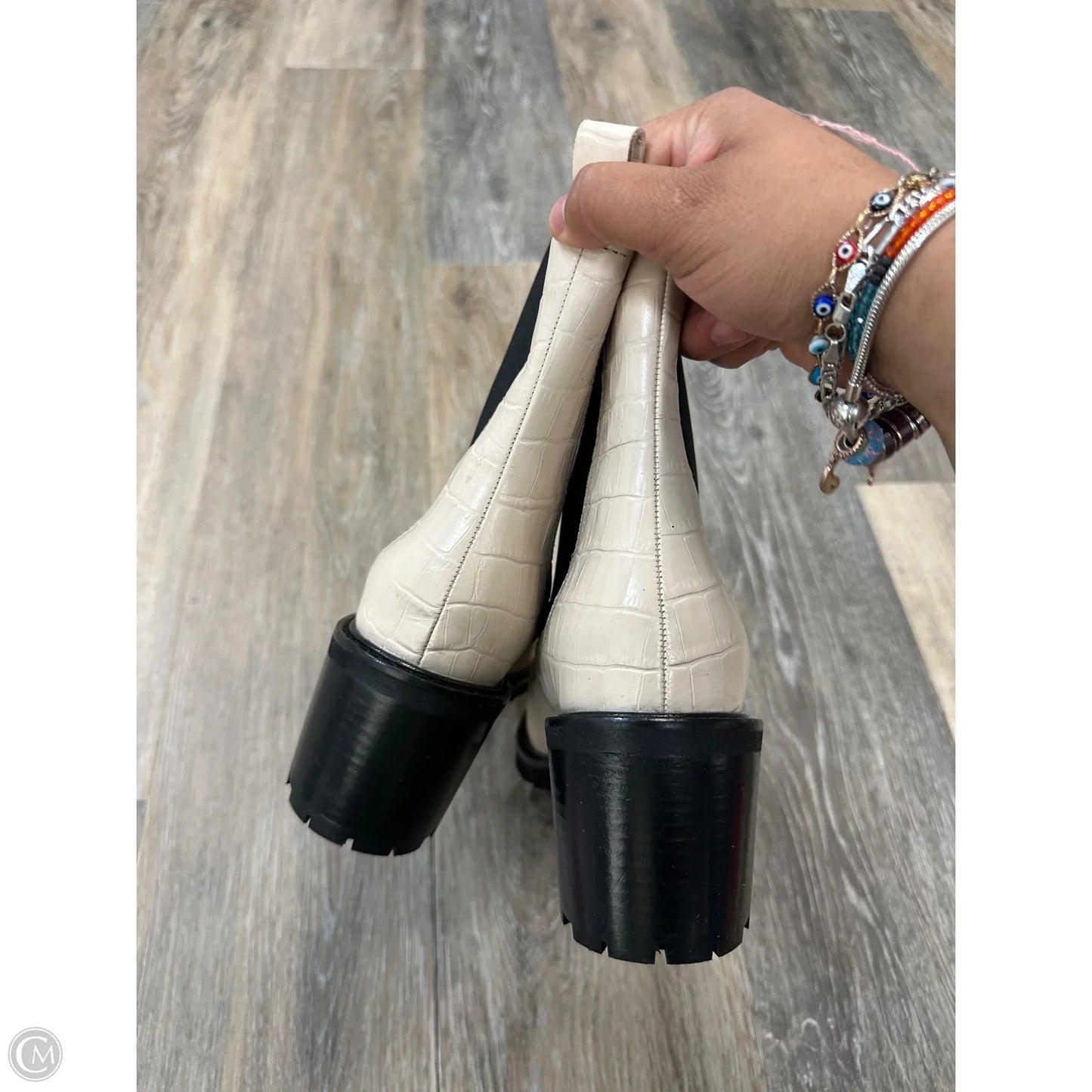 Boots Ankle Heels By Seychelles In Cream, Size: 7.5