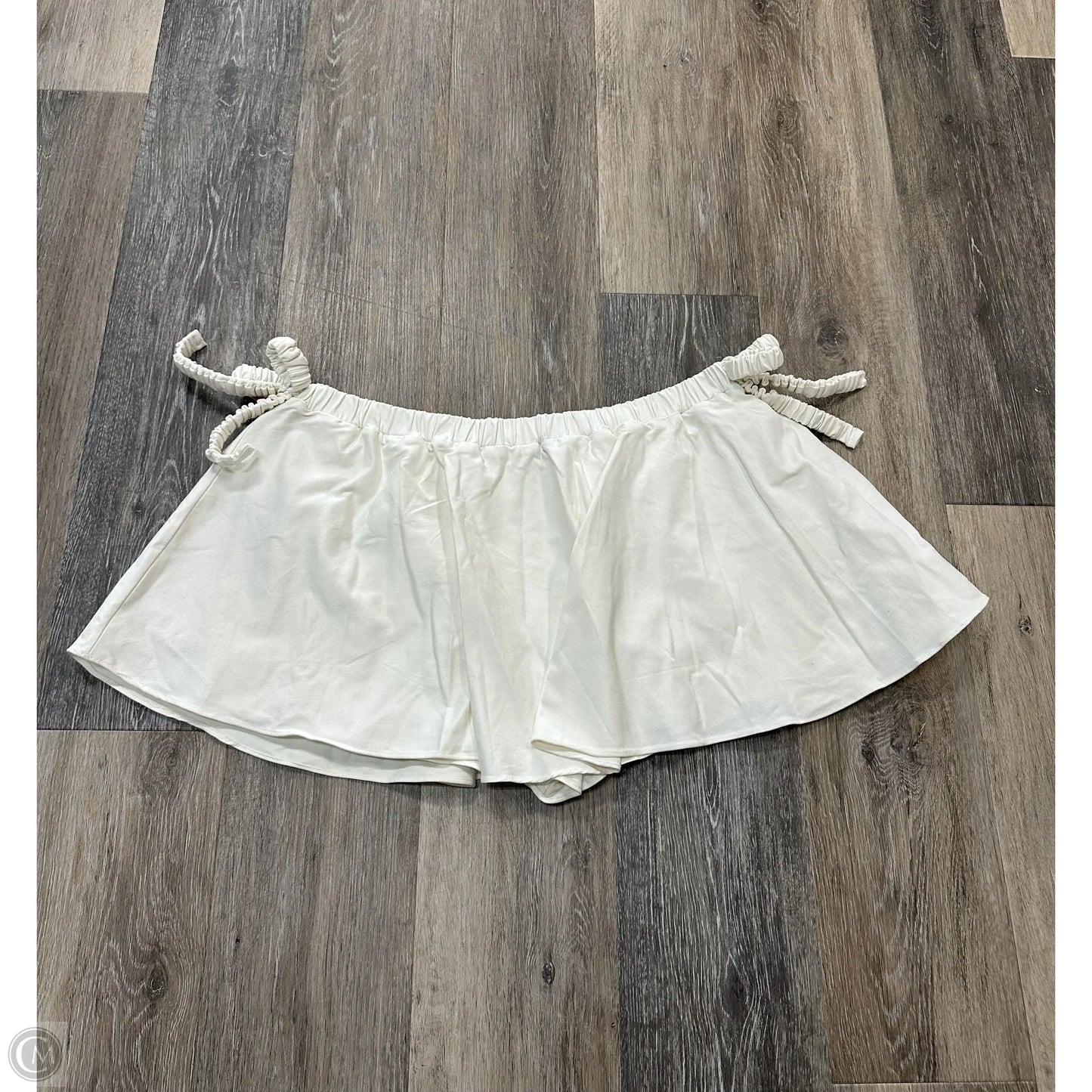 Skirt Mini & Short By Loba In White, Size: L