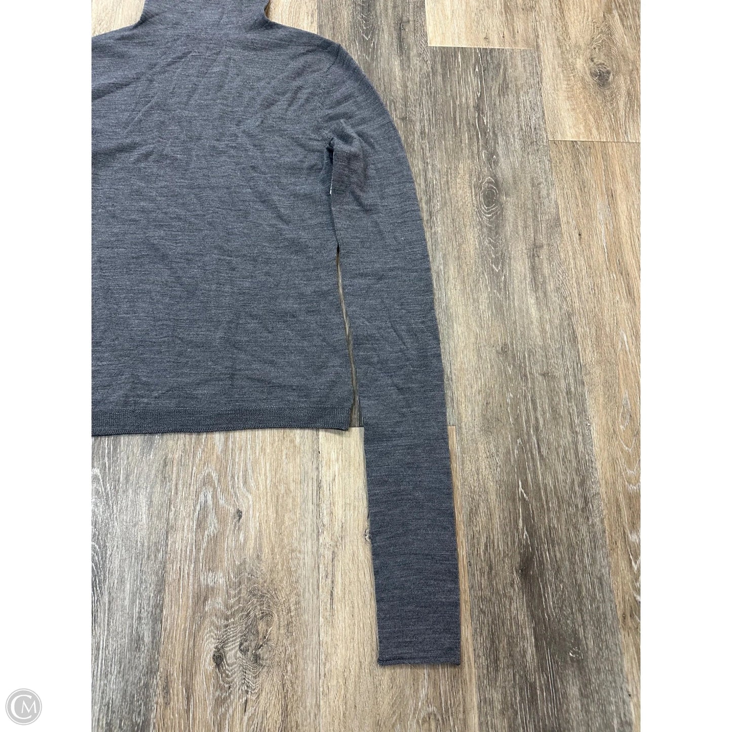 Top Long Sleeve Designer By Reformation In Grey, Size: S