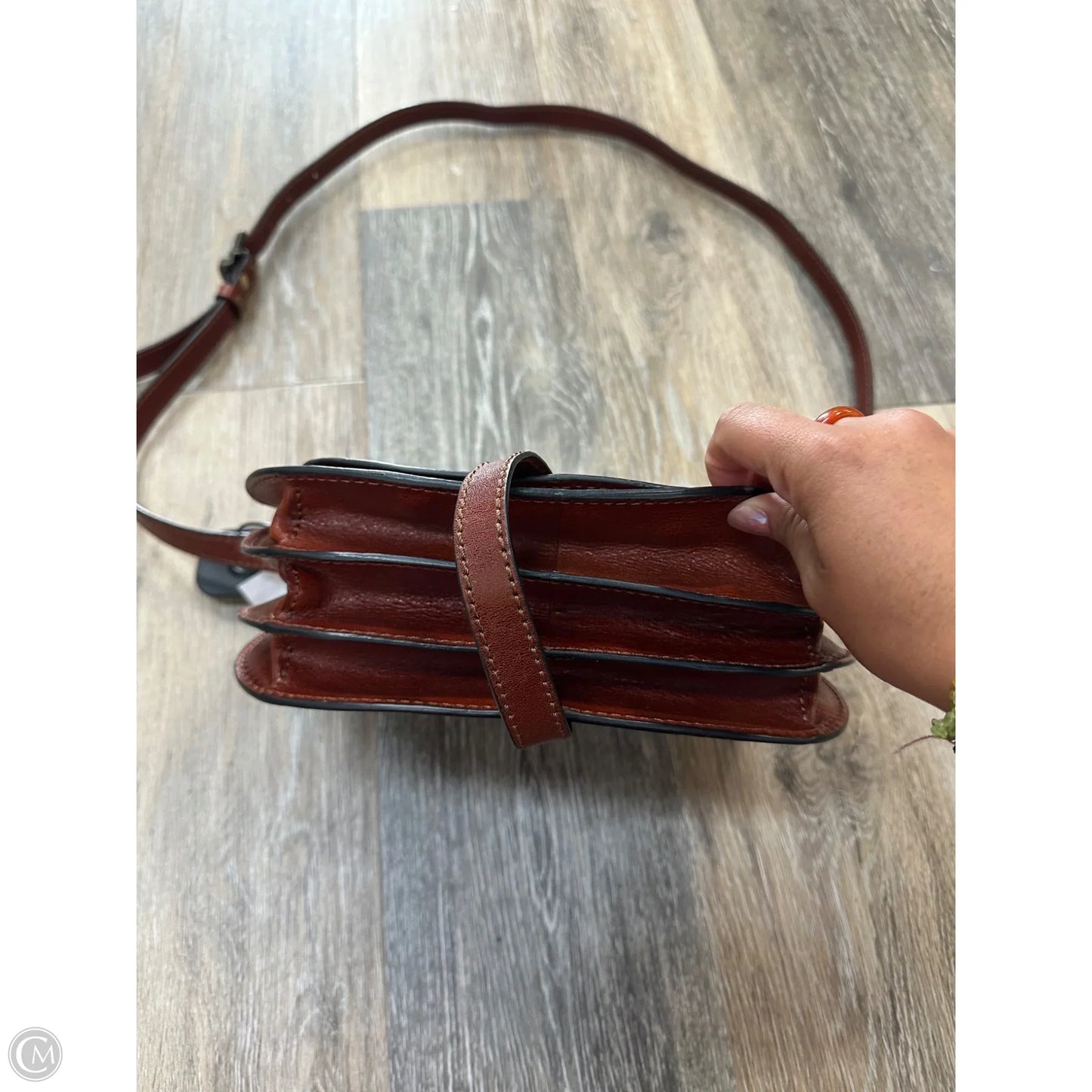 Crossbody Leather By Gianni Conti, Size: Medium
