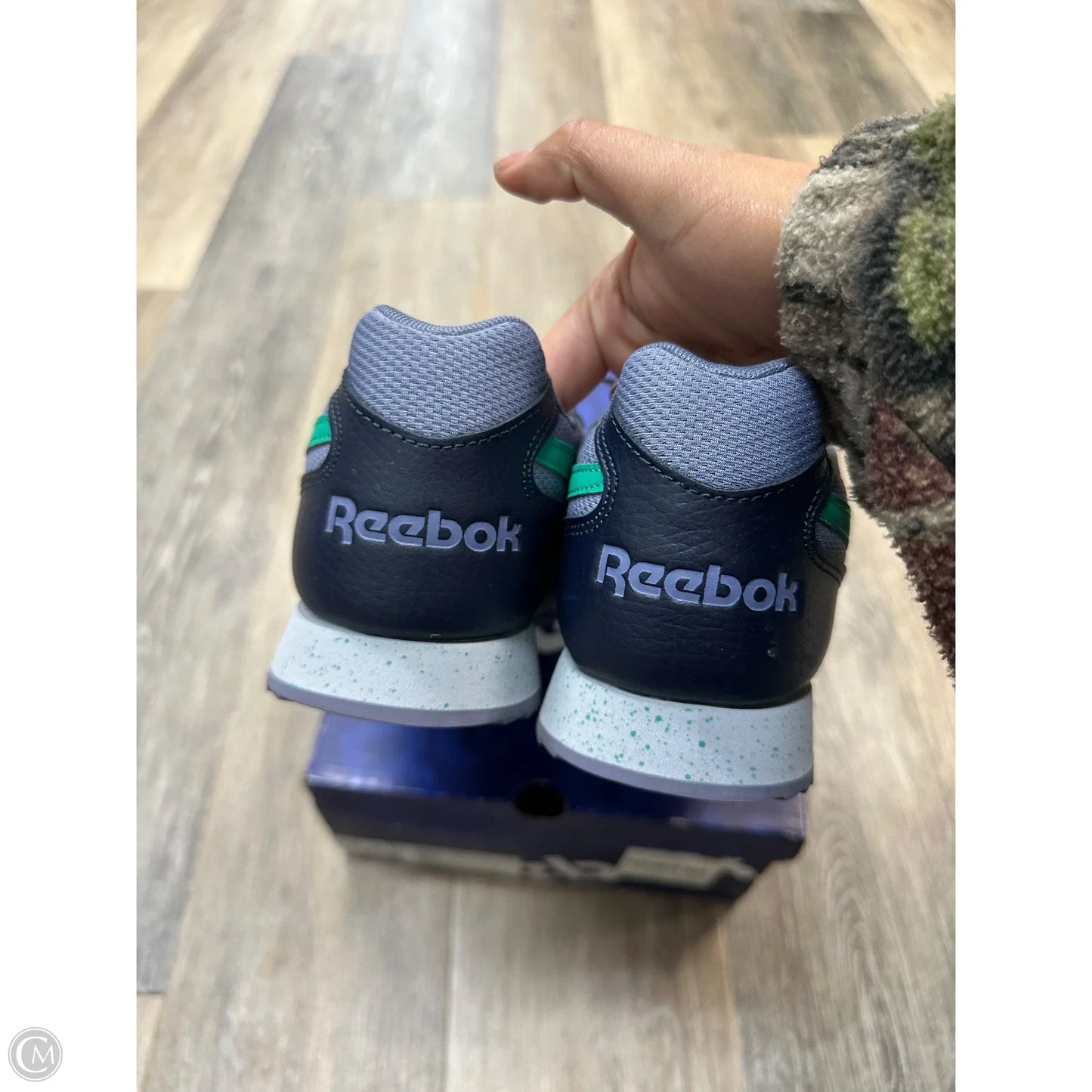 Shoes Sneakers By Reebok In Blue & Green, Size: 9.5