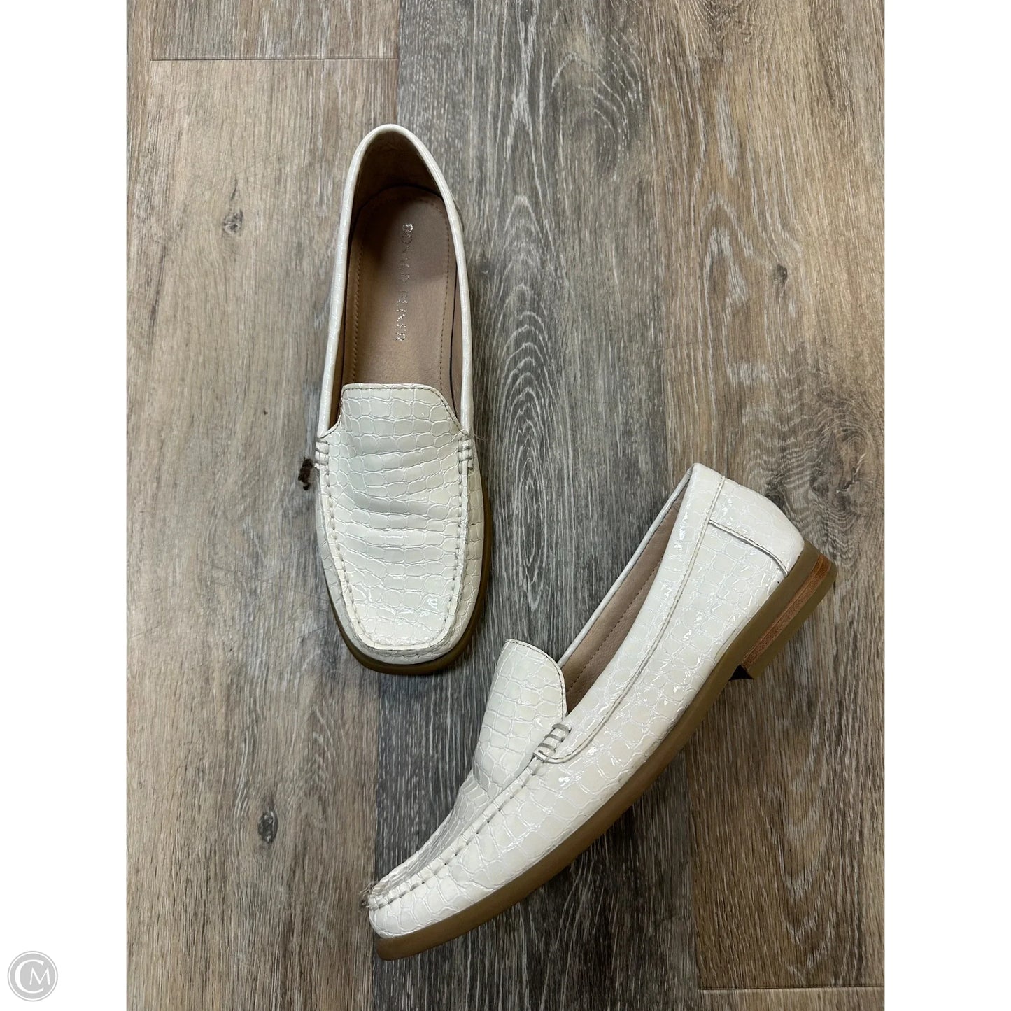 Shoes Flats By Donald Pliner In White, Size: 8