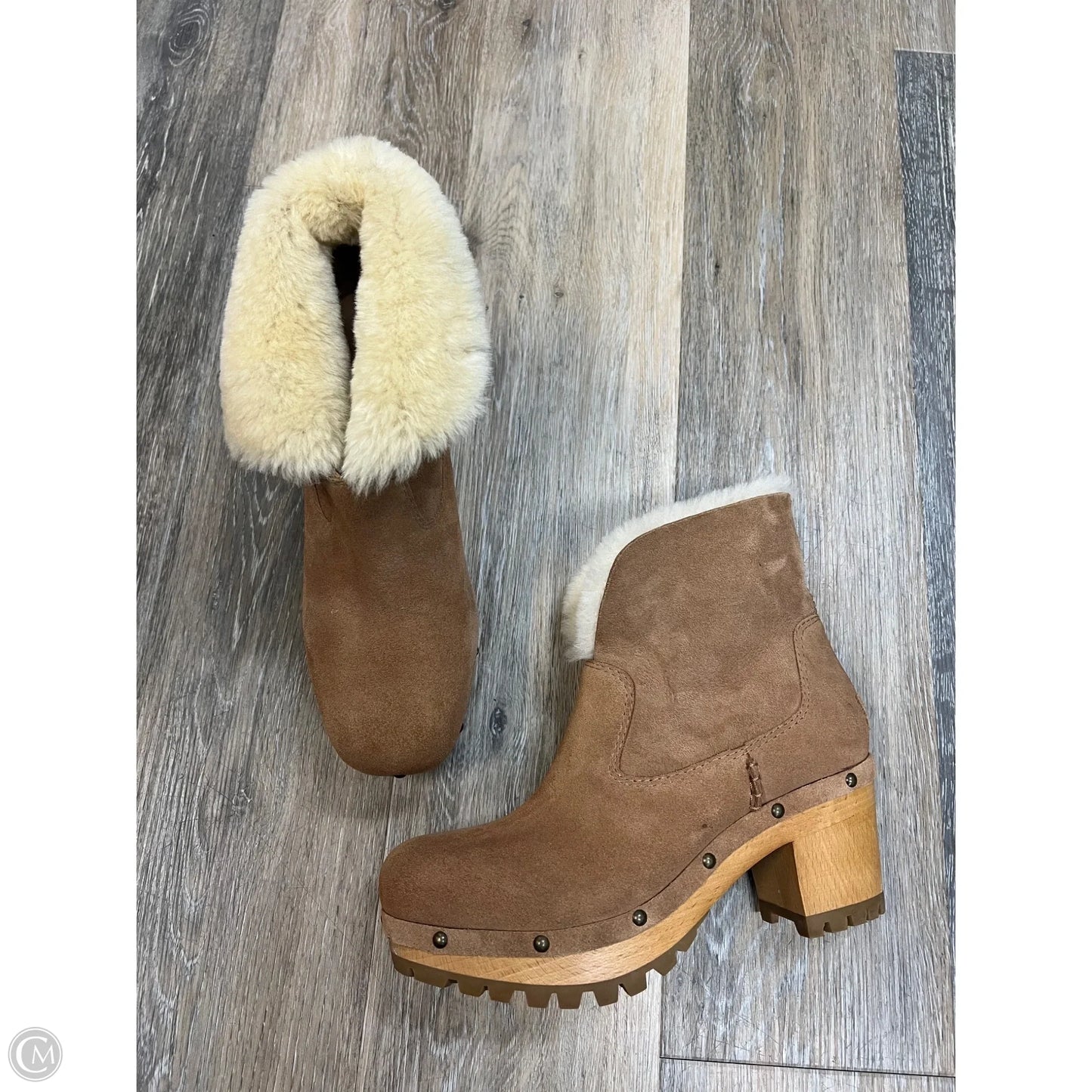 Boots Designer By Ugg In Brown, Size: 8