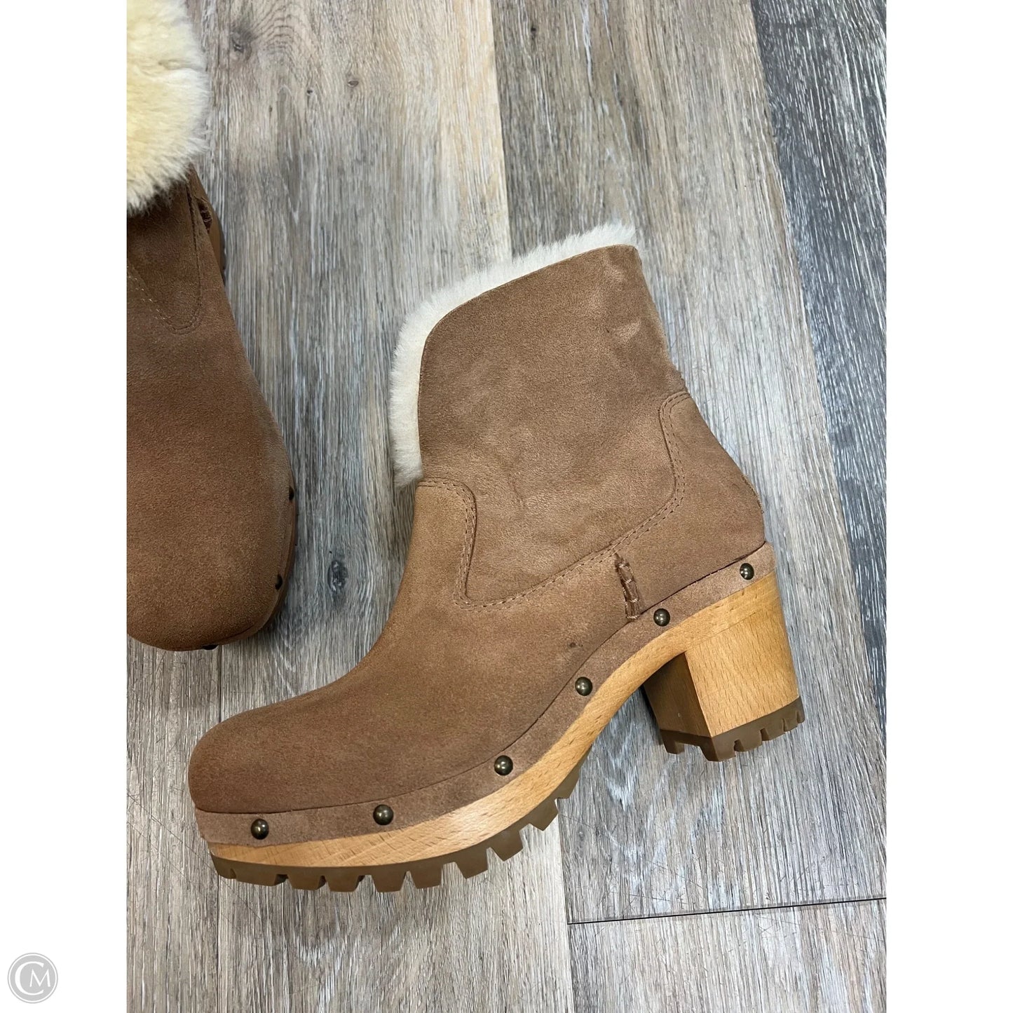 Boots Designer By Ugg In Brown, Size: 8