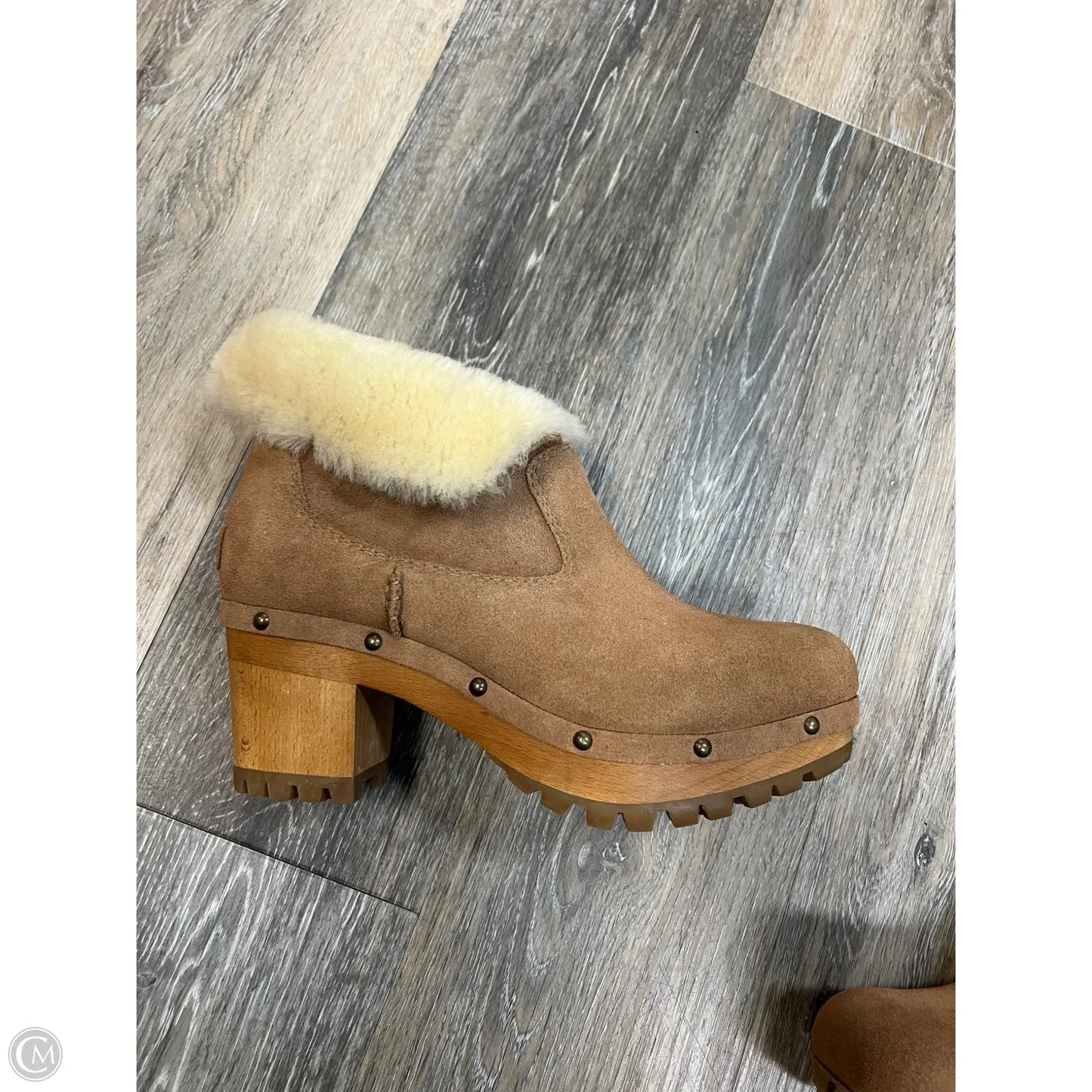 Boots Designer By Ugg In Brown, Size: 8