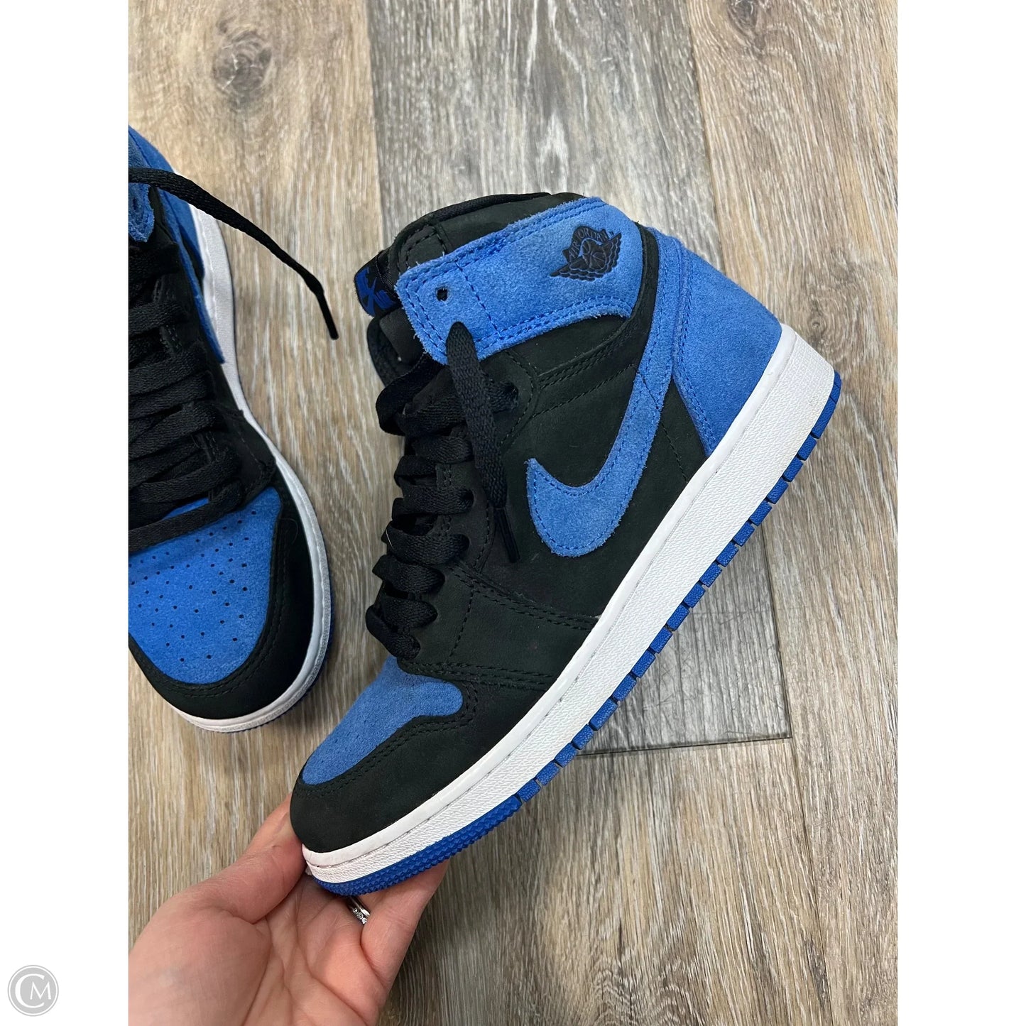 Shoes Luxury Designer By Jordan In Black & Blue, Size: 7.5 (Youth 6)