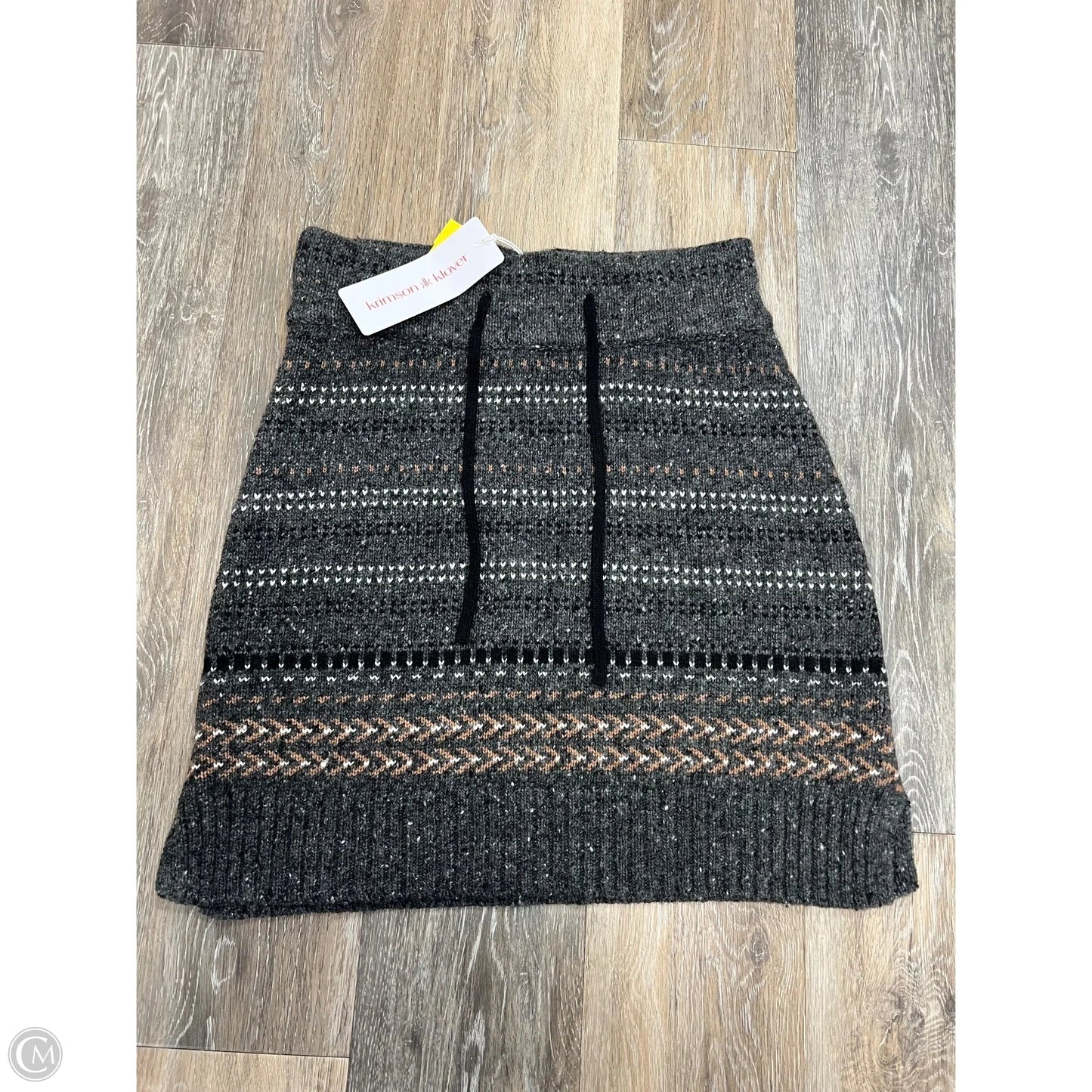 Skirt Mini & Short By KRIMSON KLOVER In Grey, Size: S