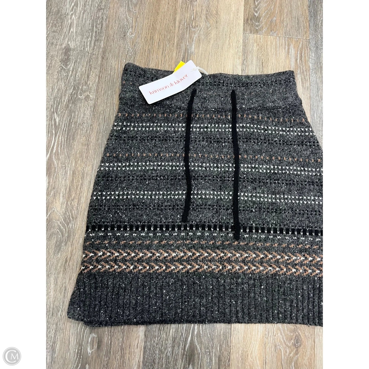 Skirt Mini & Short By KRIMSON KLOVER In Grey, Size: S