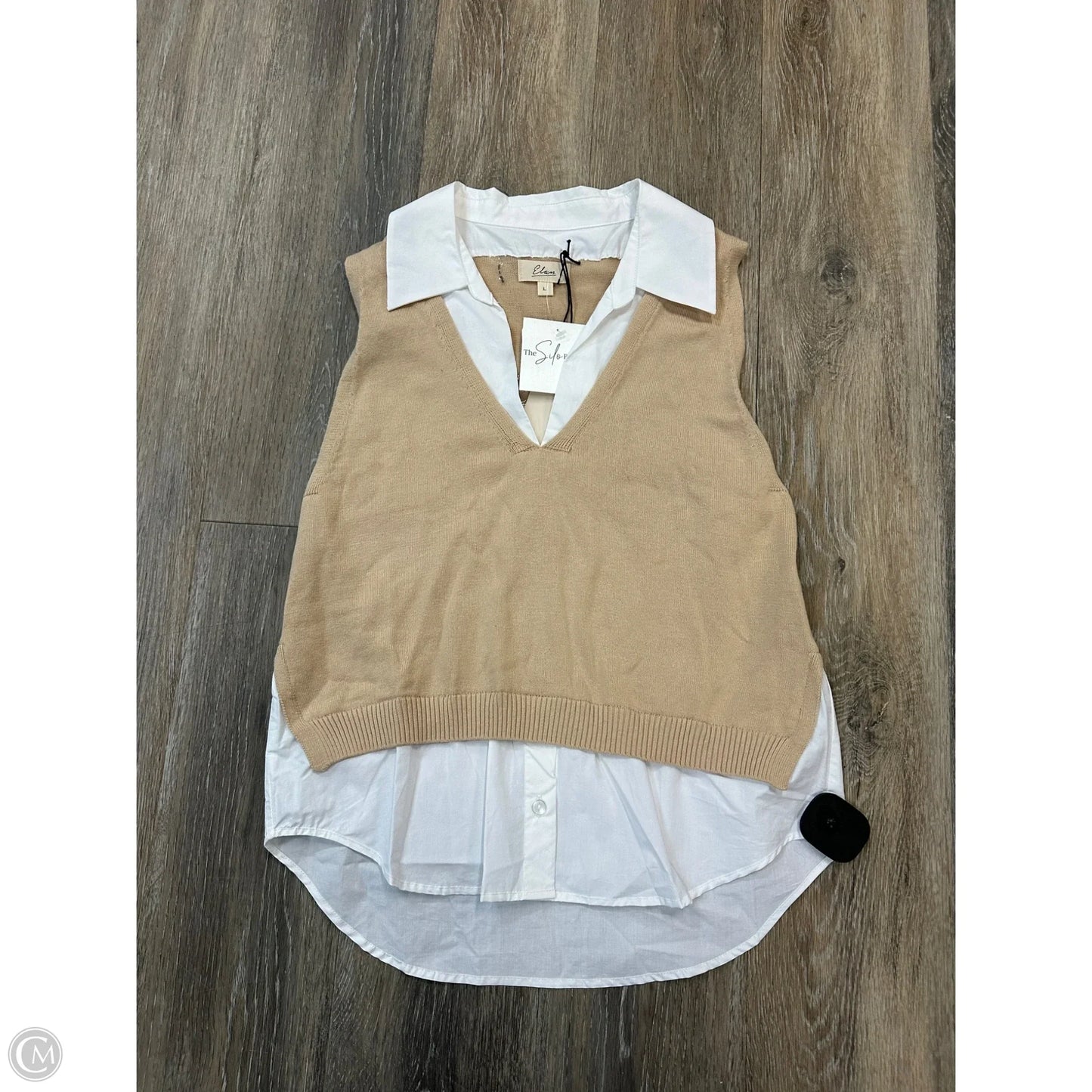 Top Sleeveless By Elan In Tan & White, Size: L