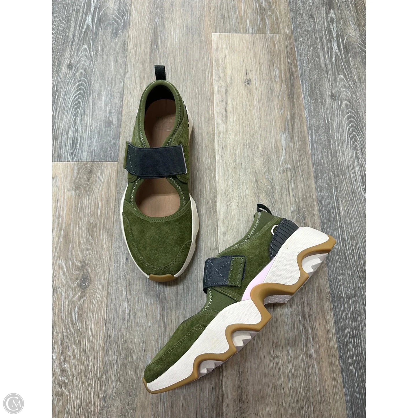 Shoes Athletic By Sorel In Green, Size: 8.5
